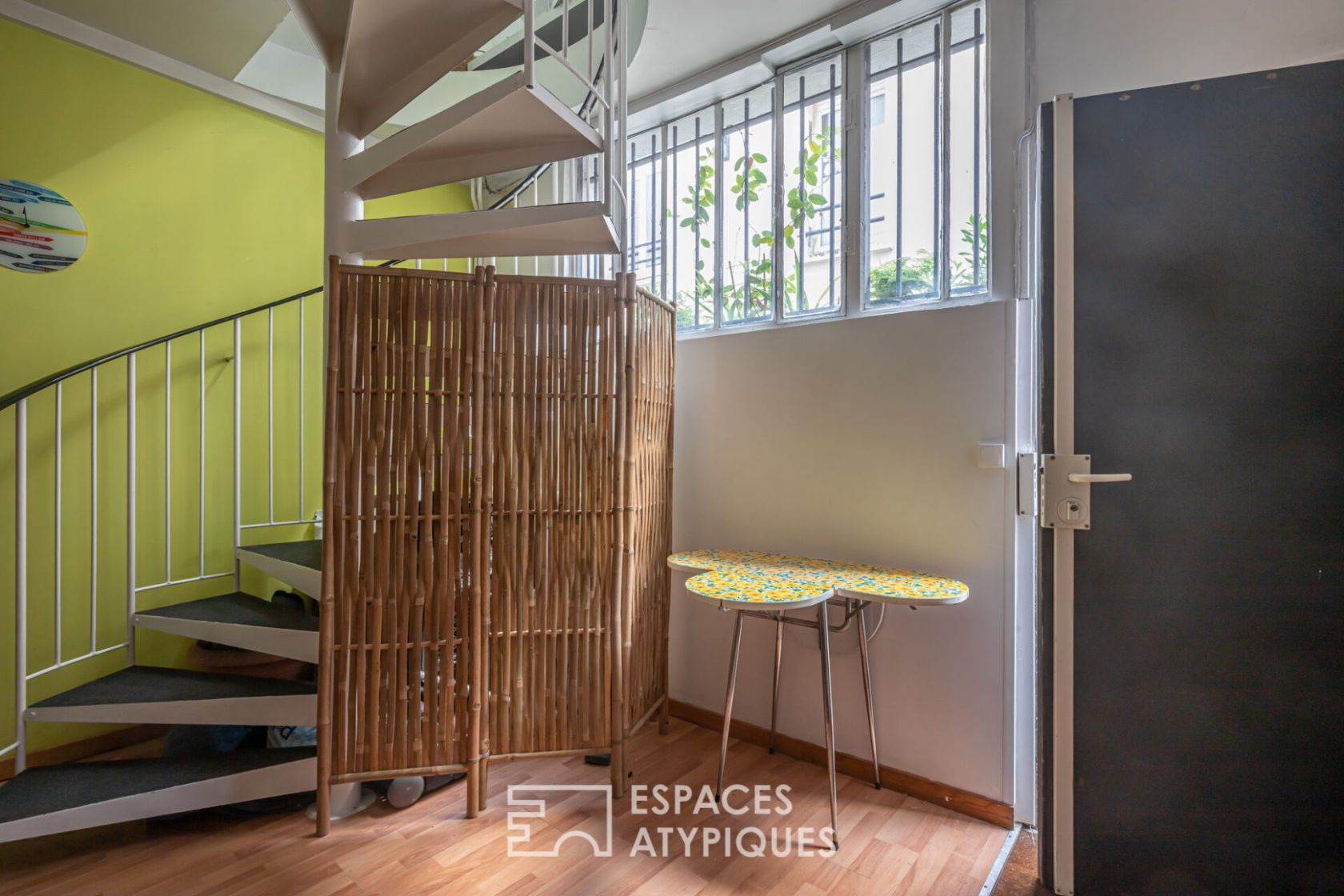 Duplex familial dans une ancienne fabrique de landaus