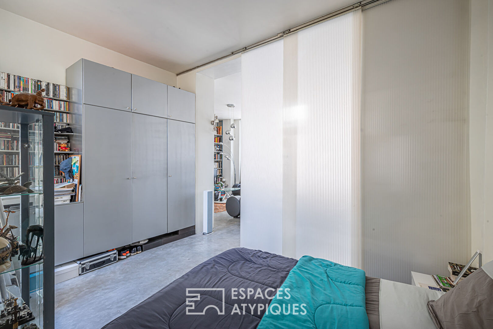Crossing loft in the heart of the Village Jourdain