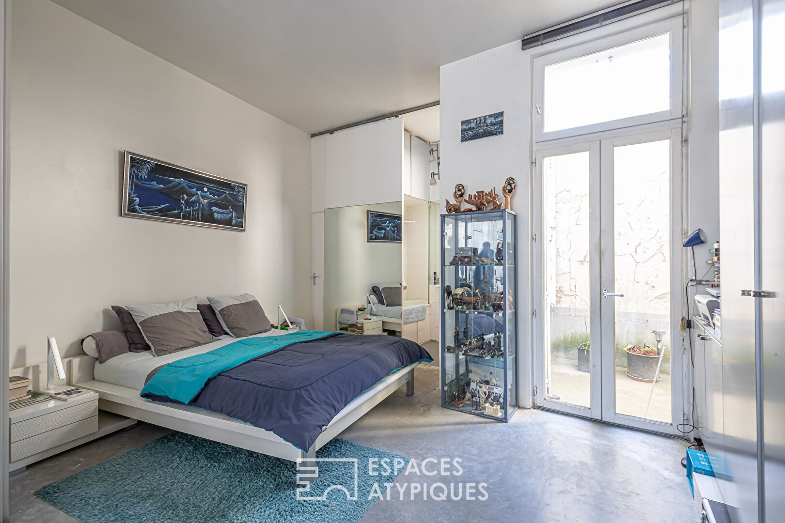 Crossing loft in the heart of the Village Jourdain