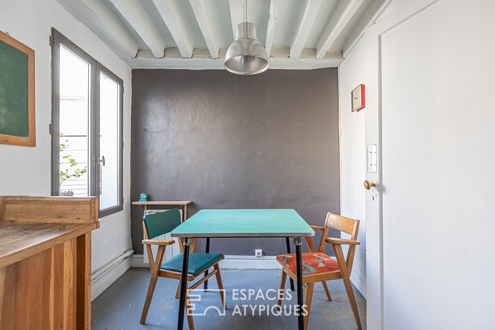 Duplex with terrace near Montorgueil
