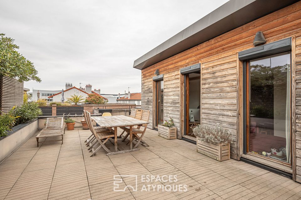 93200 SAINT DENIS - Duplex avec terrasse dans ancienne imprimerie - Réf. 3562EP