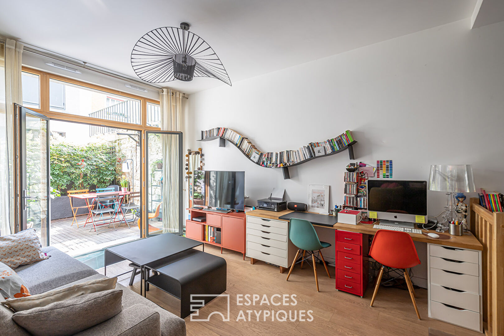 Contemporary duplex with terrace