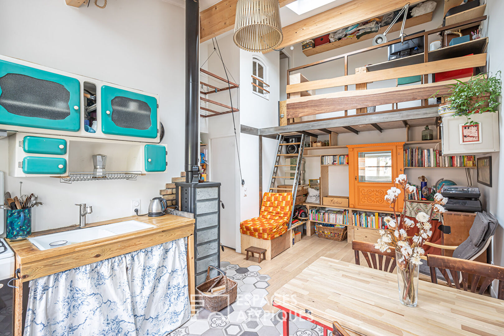 Maisonette with backyard garden