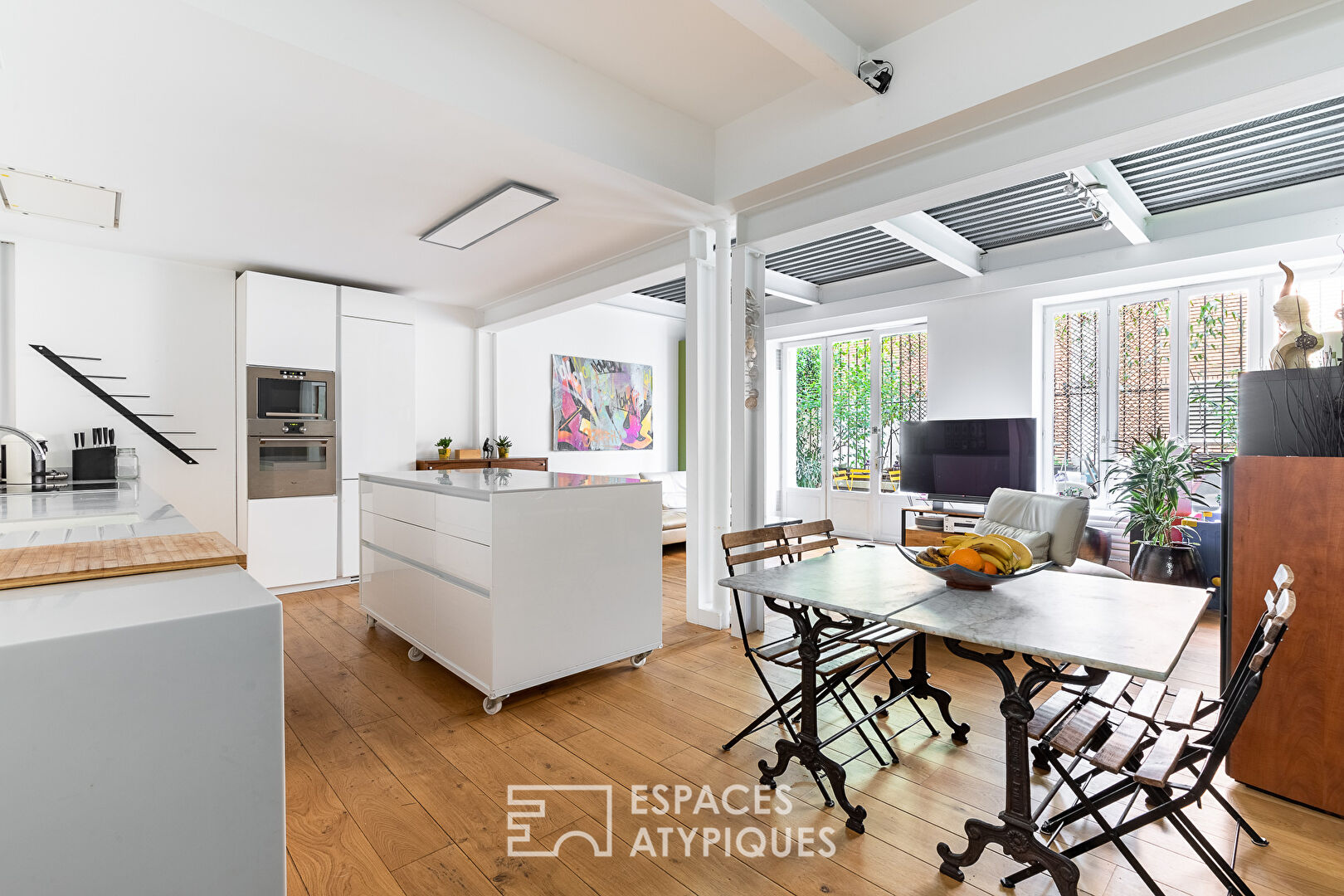Duplex with terrace in an old marble factory