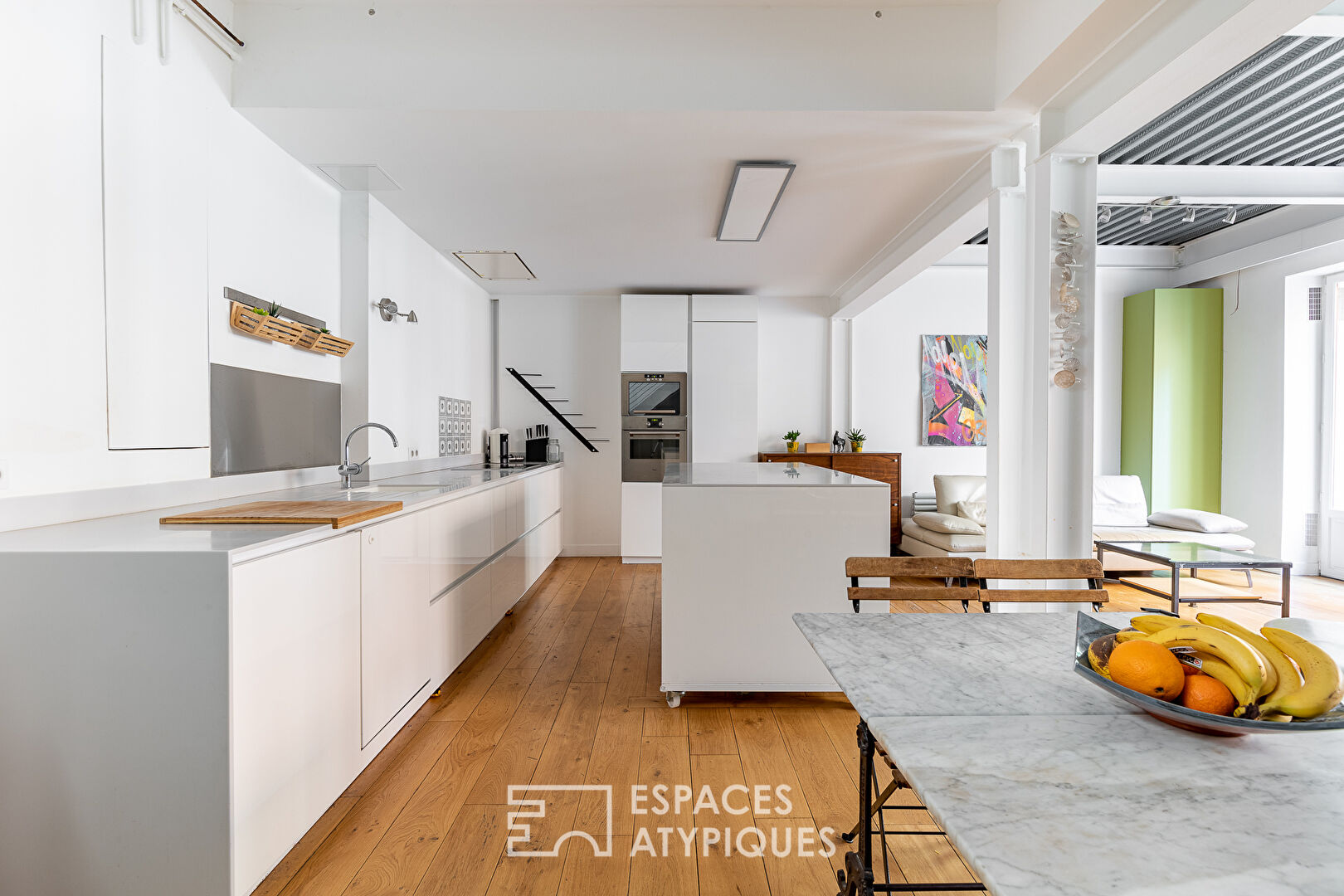 Duplex with terrace in an old marble factory