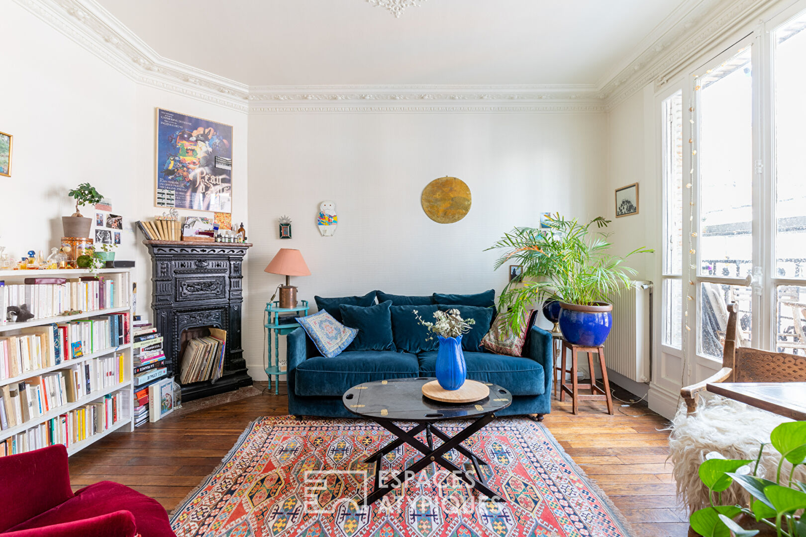 High floor apartment with long balcony