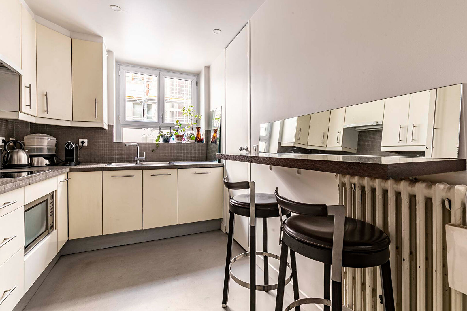 Appartement Paris 3 pièce(s) 74 m2