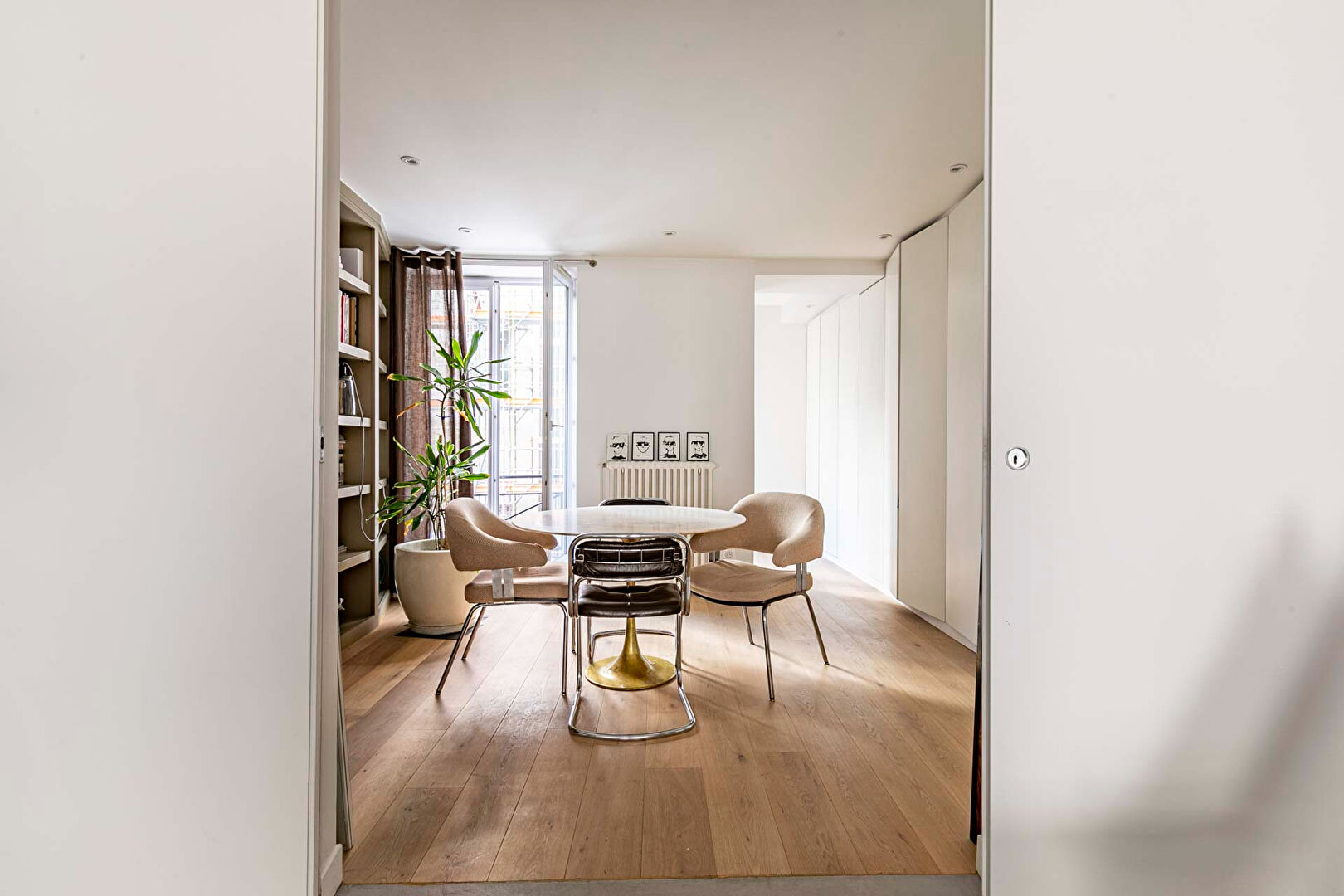 Appartement Paris 3 pièce(s) 74 m2