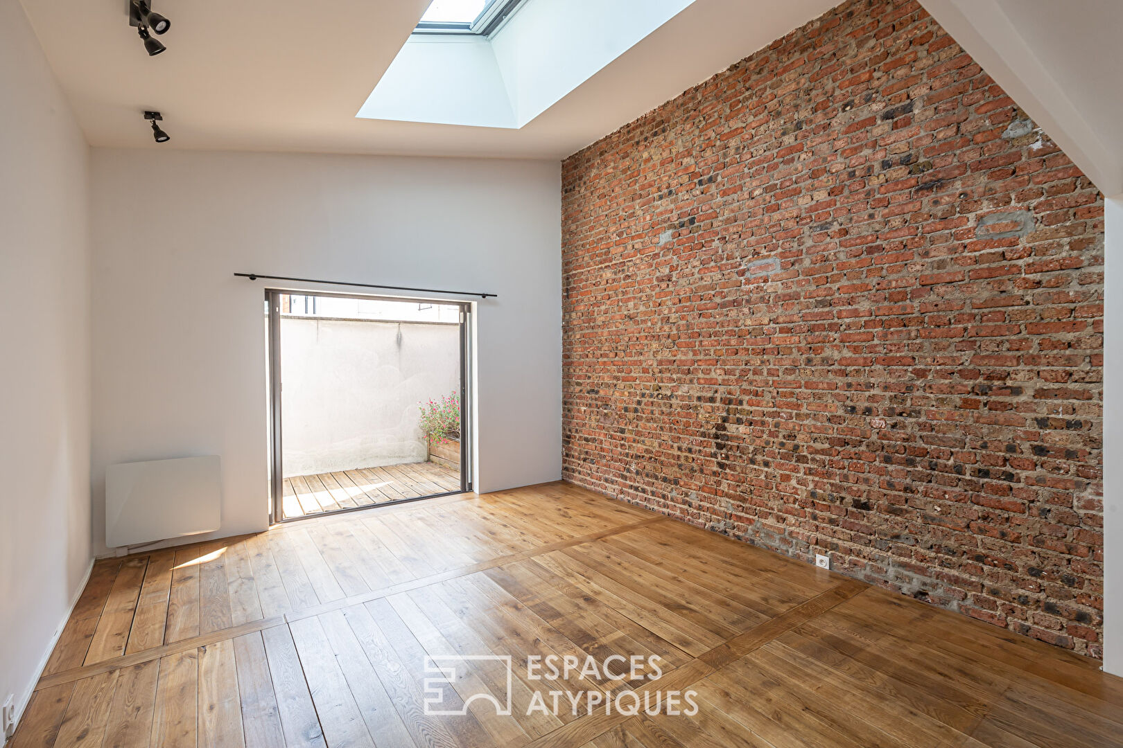 House with terrace redesigned by architect