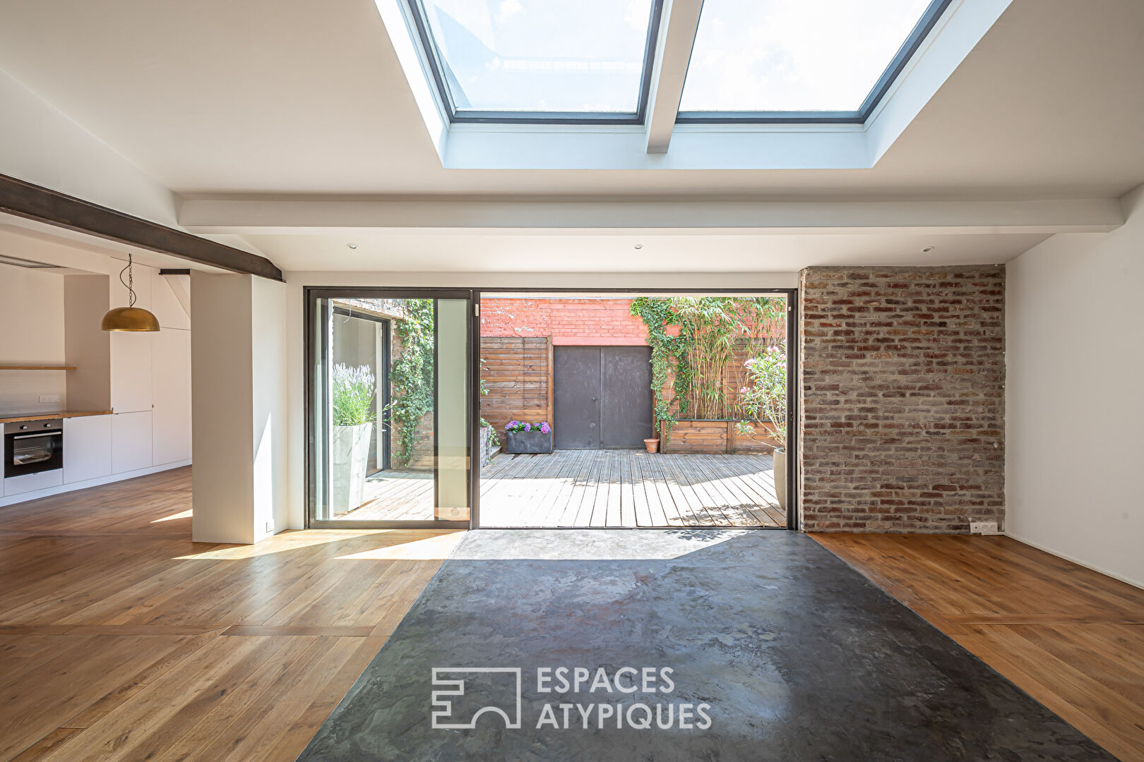 House with terrace redesigned by architect