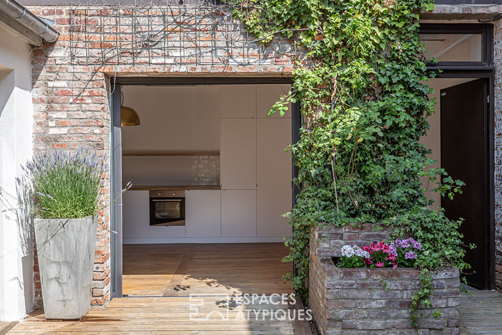 House with terrace redesigned by architect