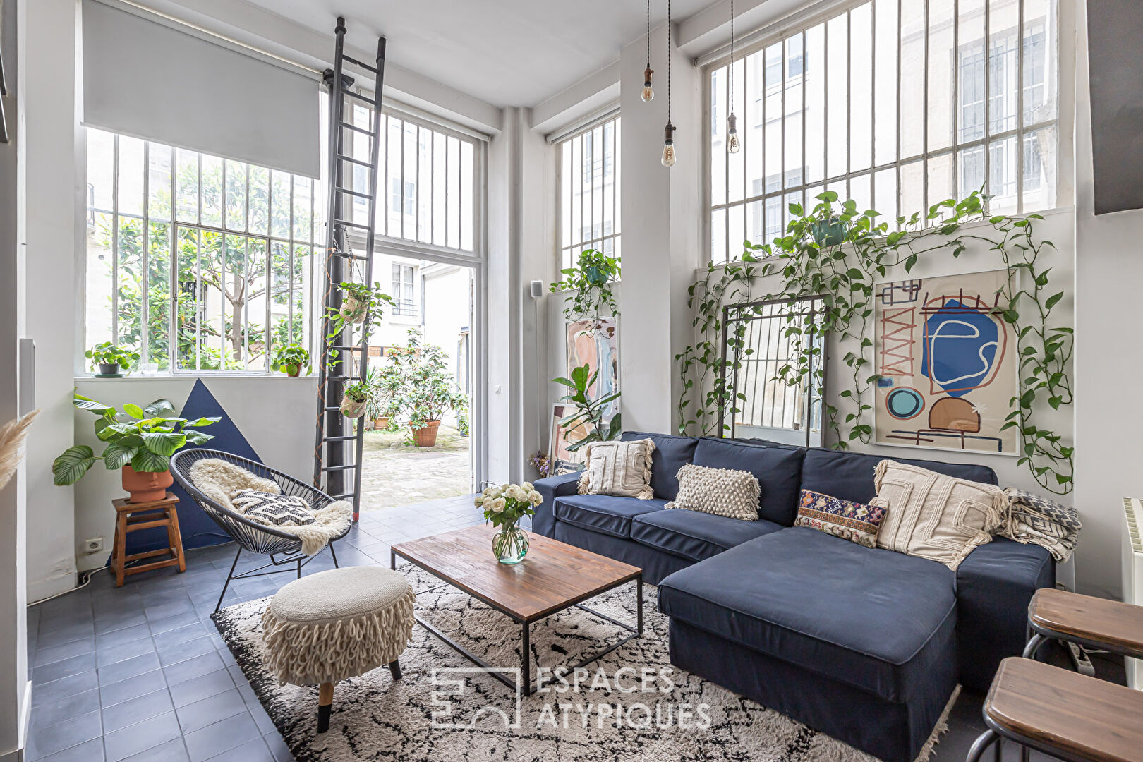 Loft sur cour proche Montorgueil