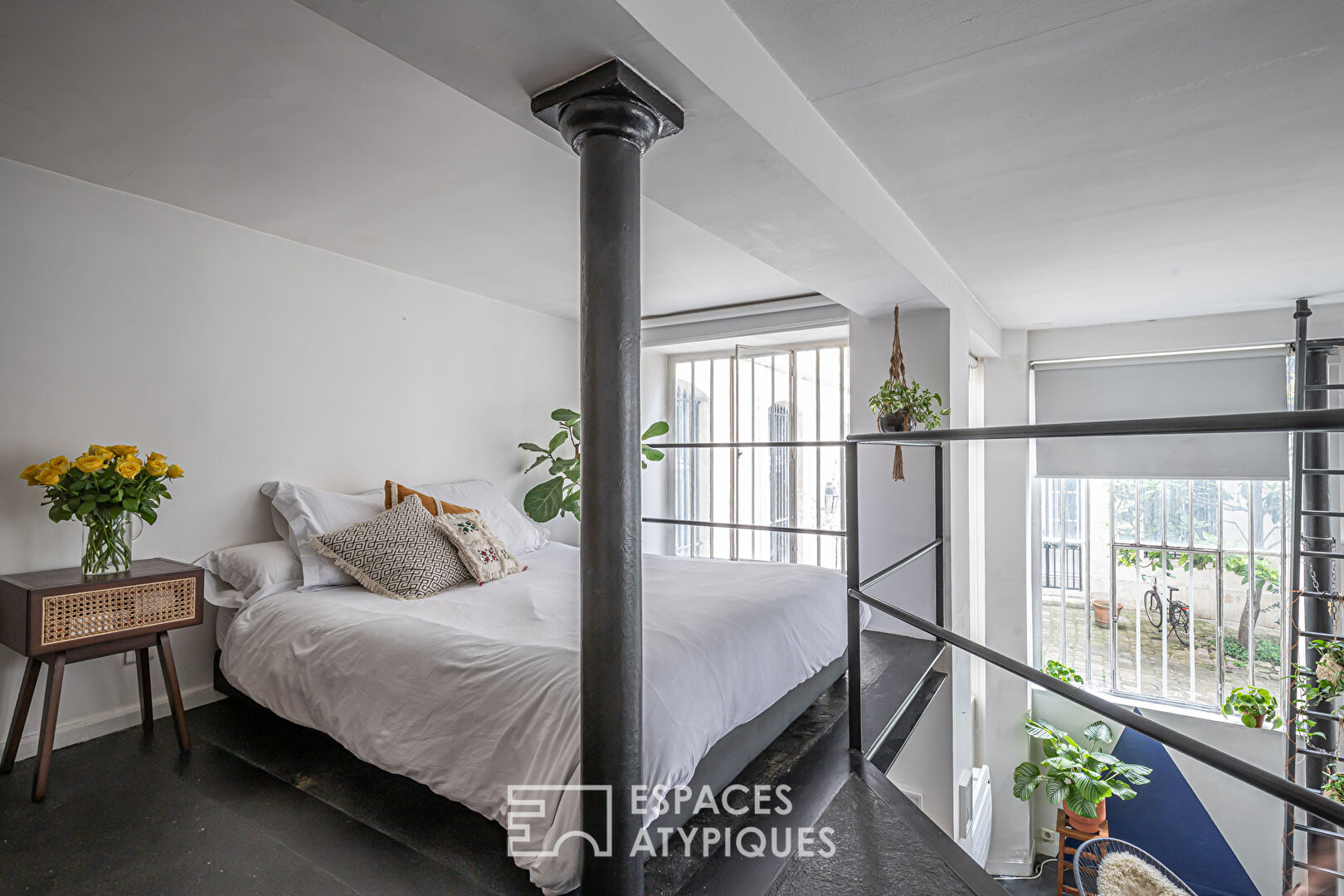 Loft sur cour proche Montorgueil