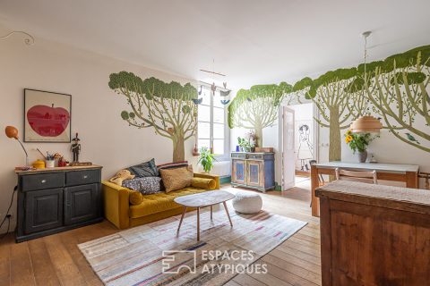 Top floor on courtyard near Canal