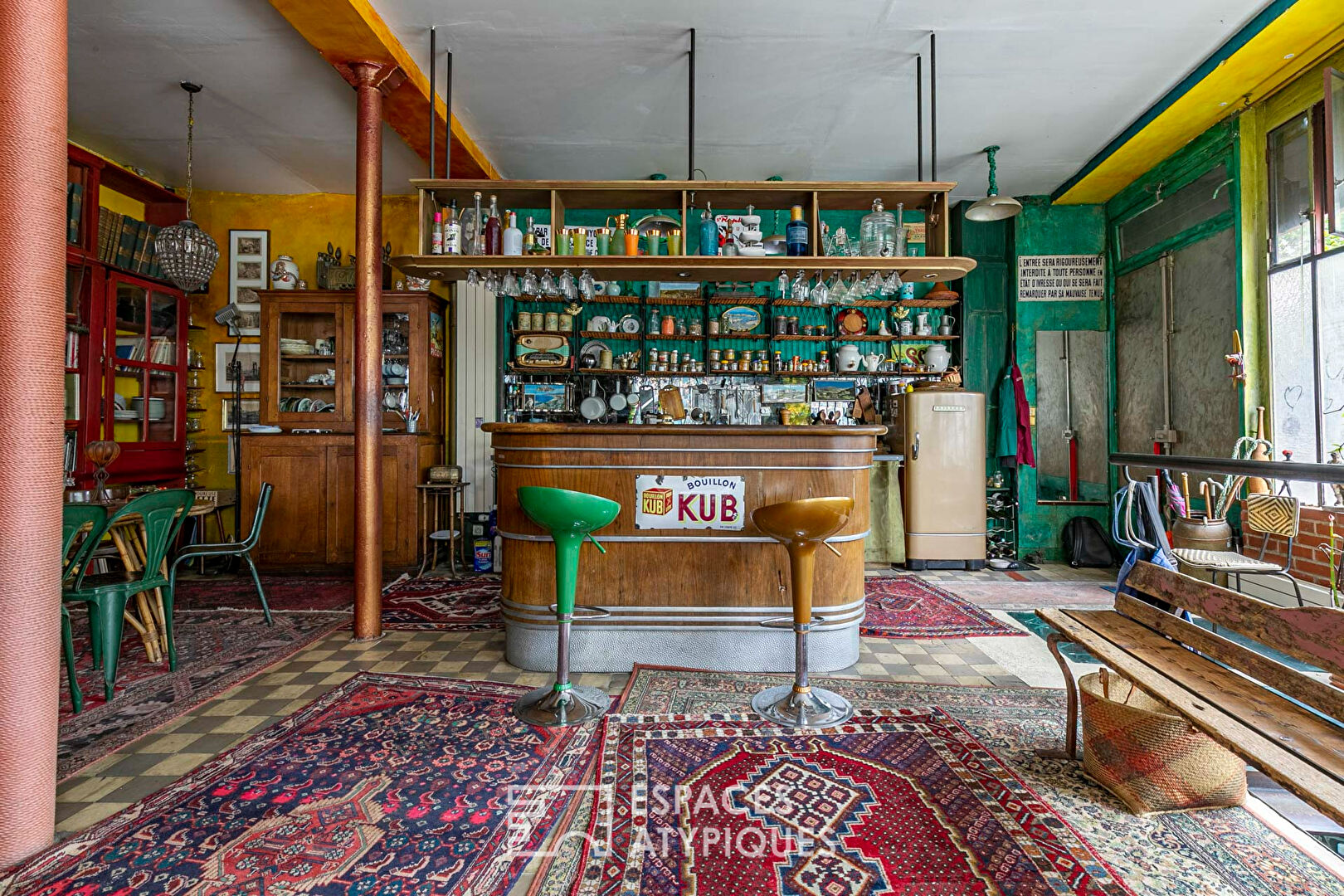 Loft dans un ancien magasin de luminaires