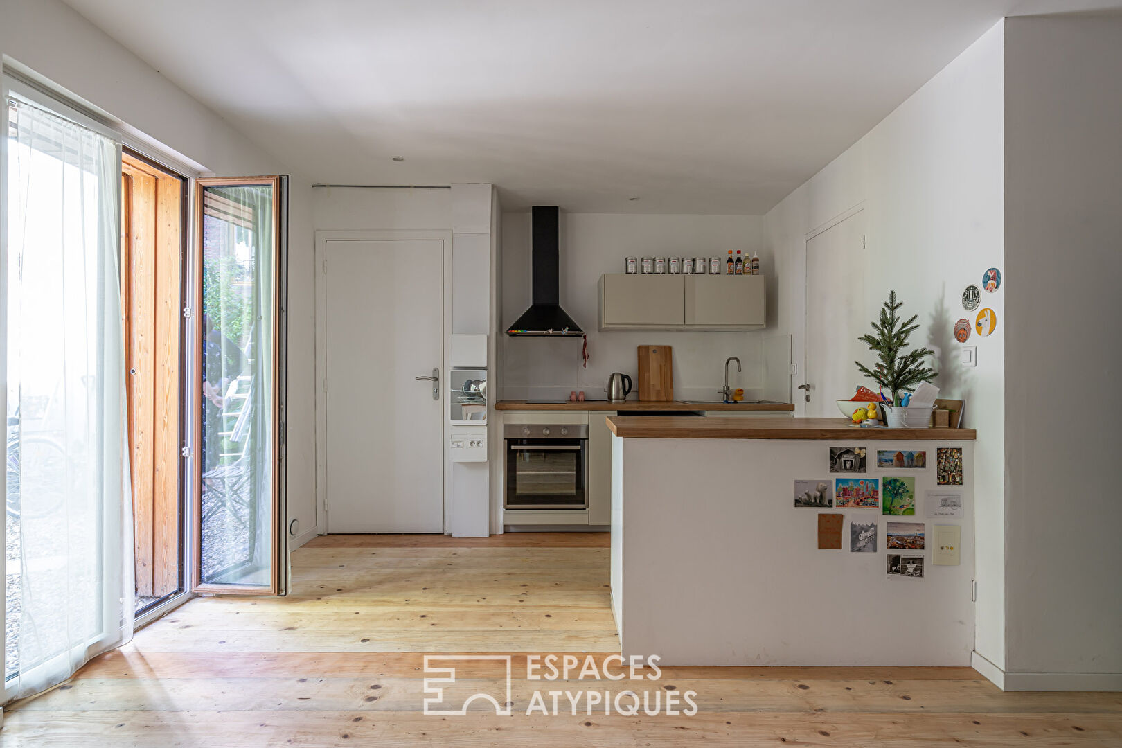 Studio with courtyard