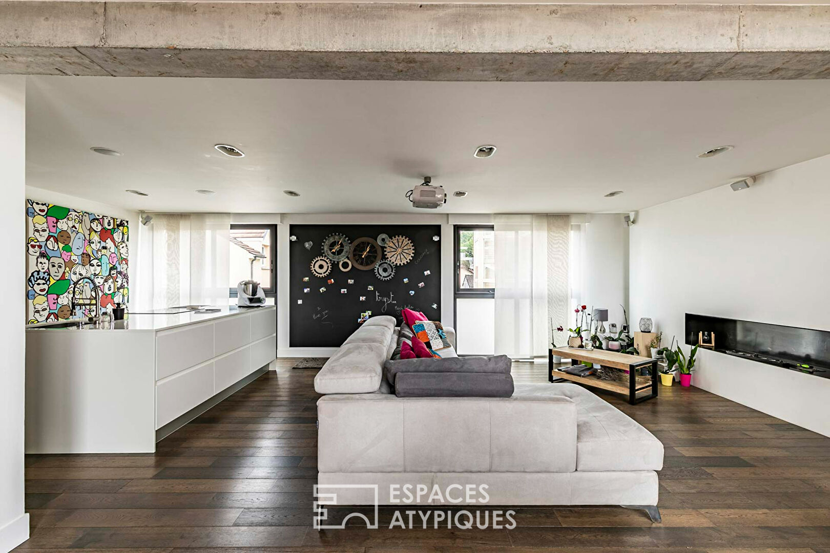Duplex loft with terrace