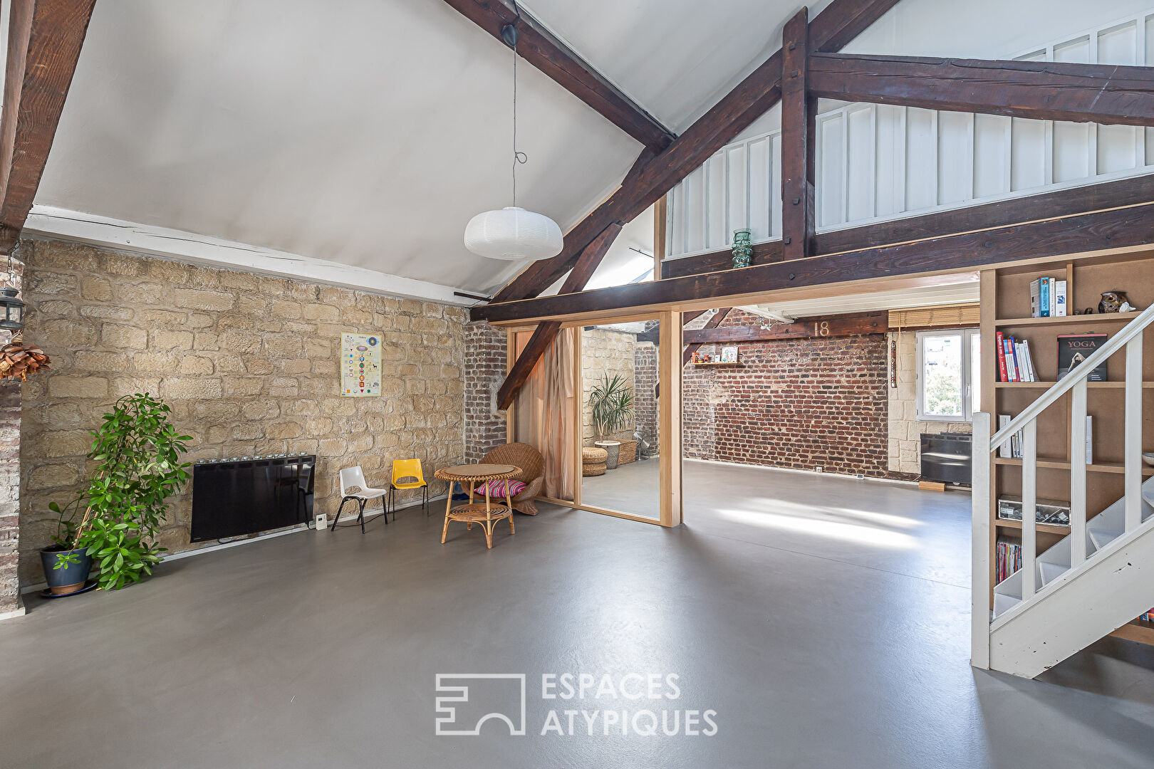Loft en duplex type new yorkais