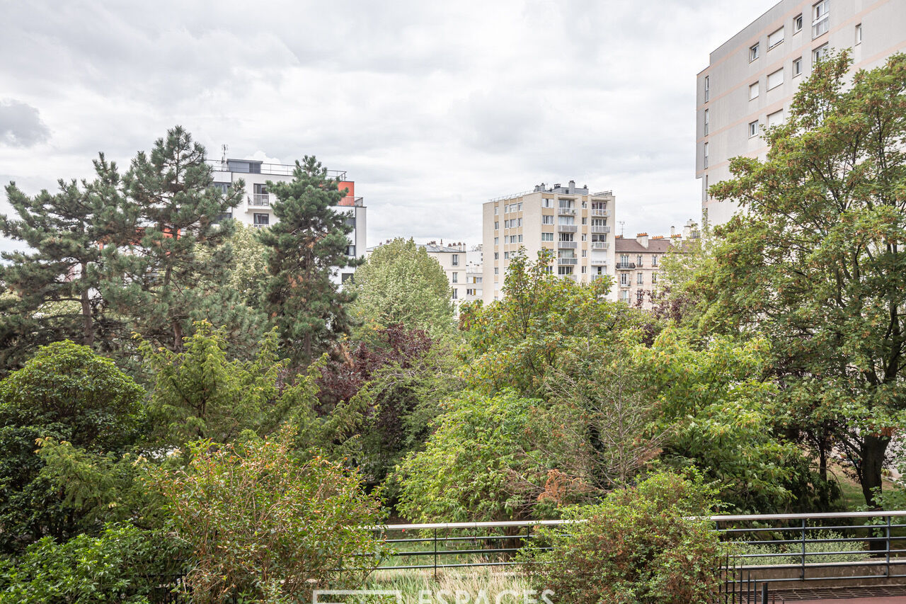 appartement d’architecte avec vue dégagée et terrasse