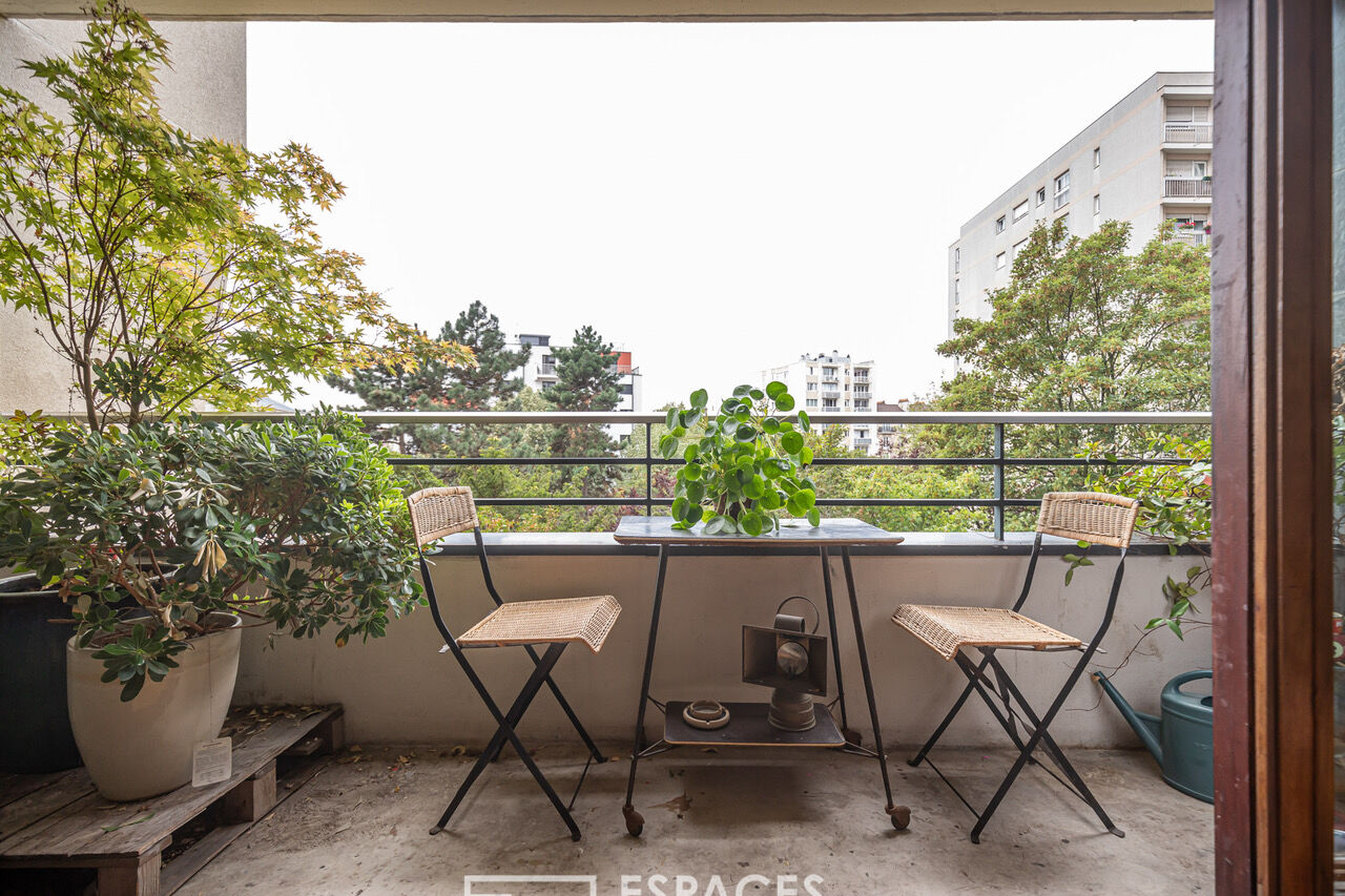 appartement d’architecte avec vue dégagée et terrasse