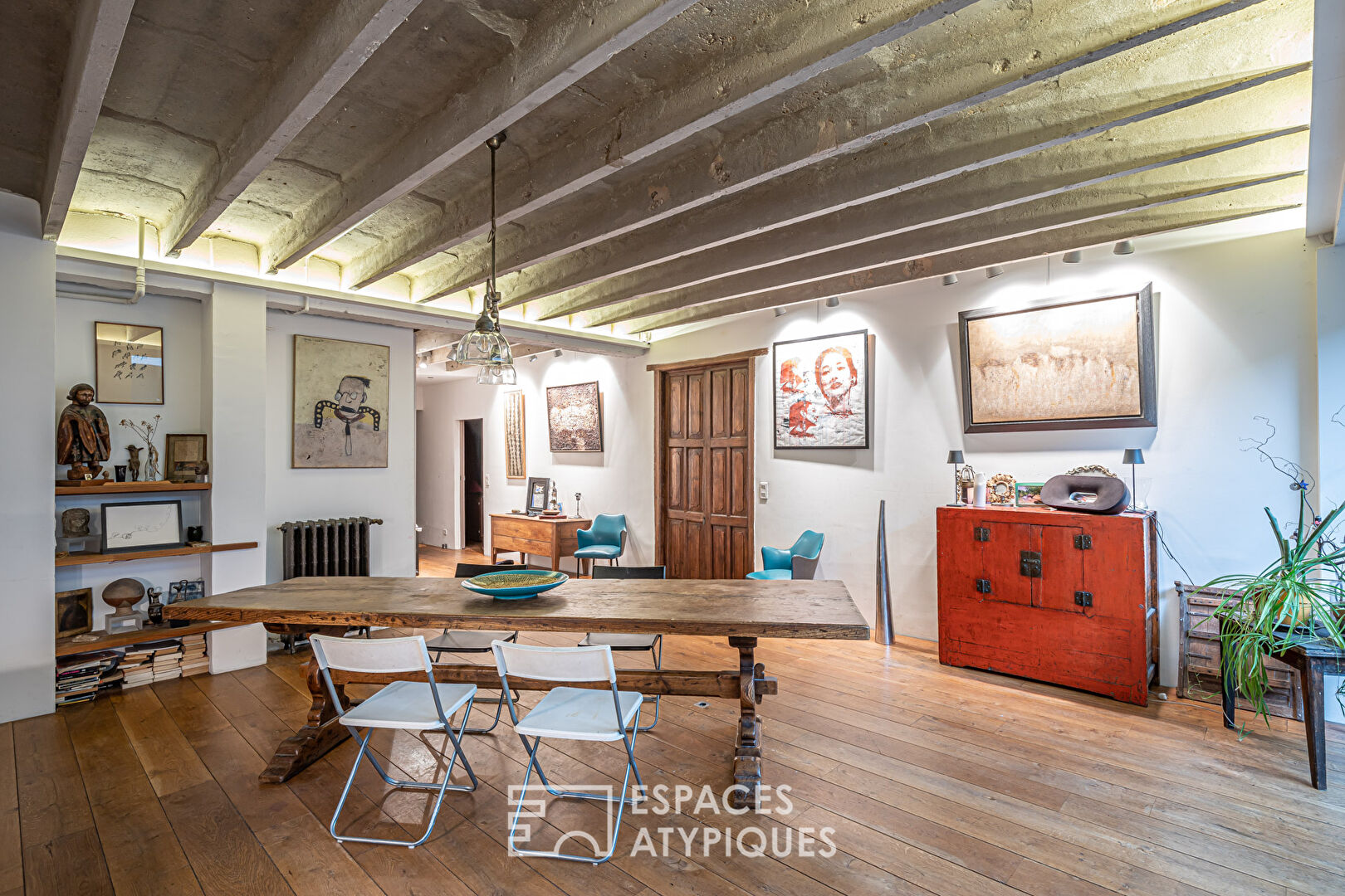 Loft with canopy and patio