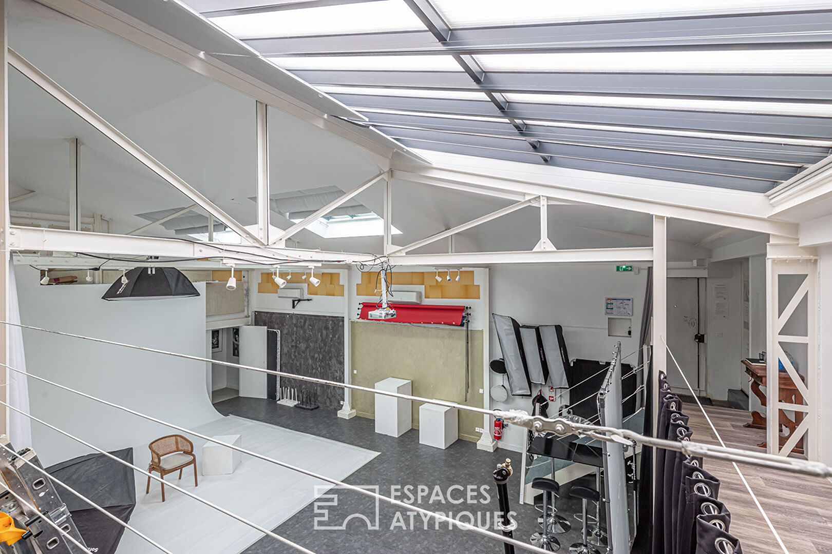 Loft avec verrière