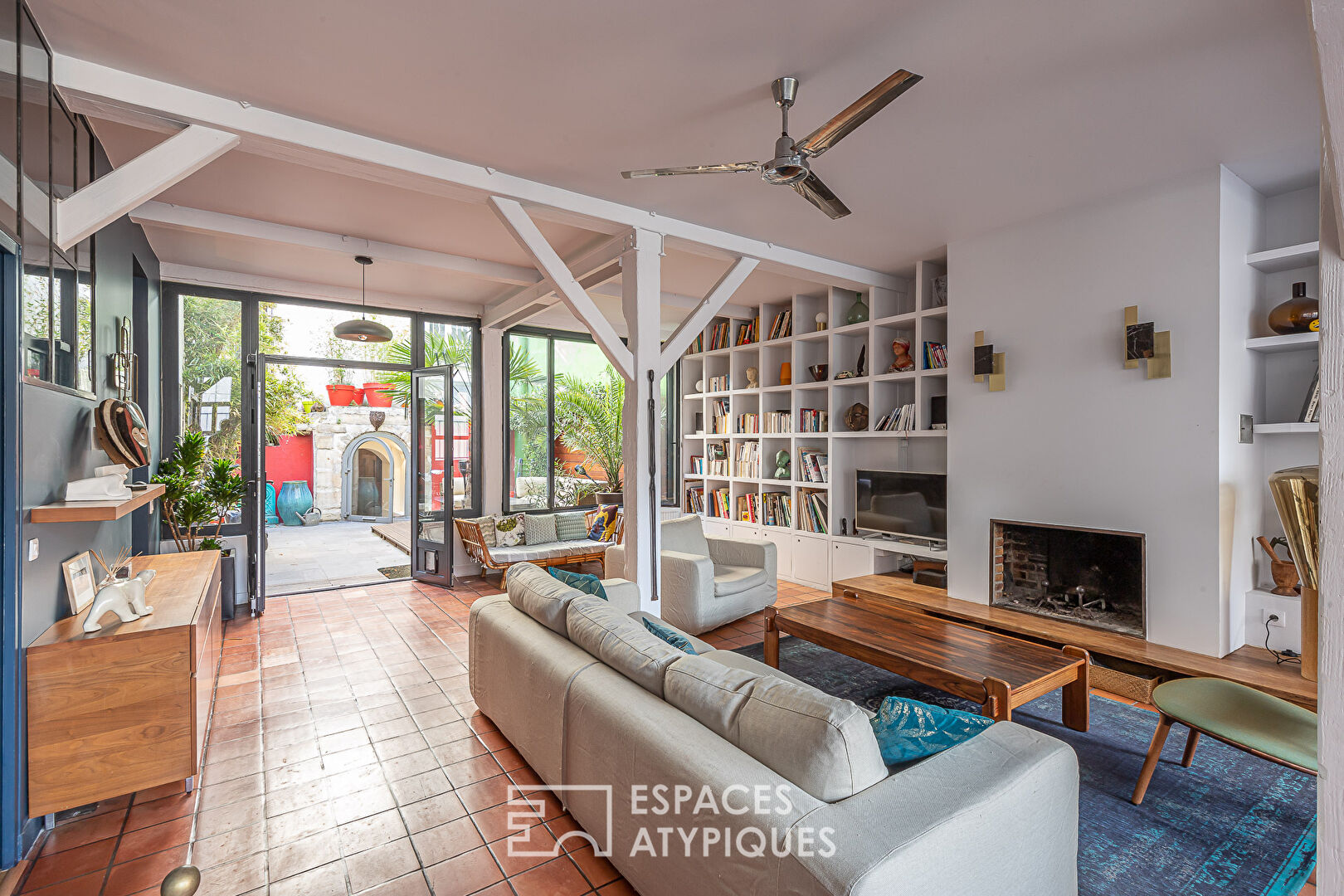 Loft with private courtyard in a former printing house