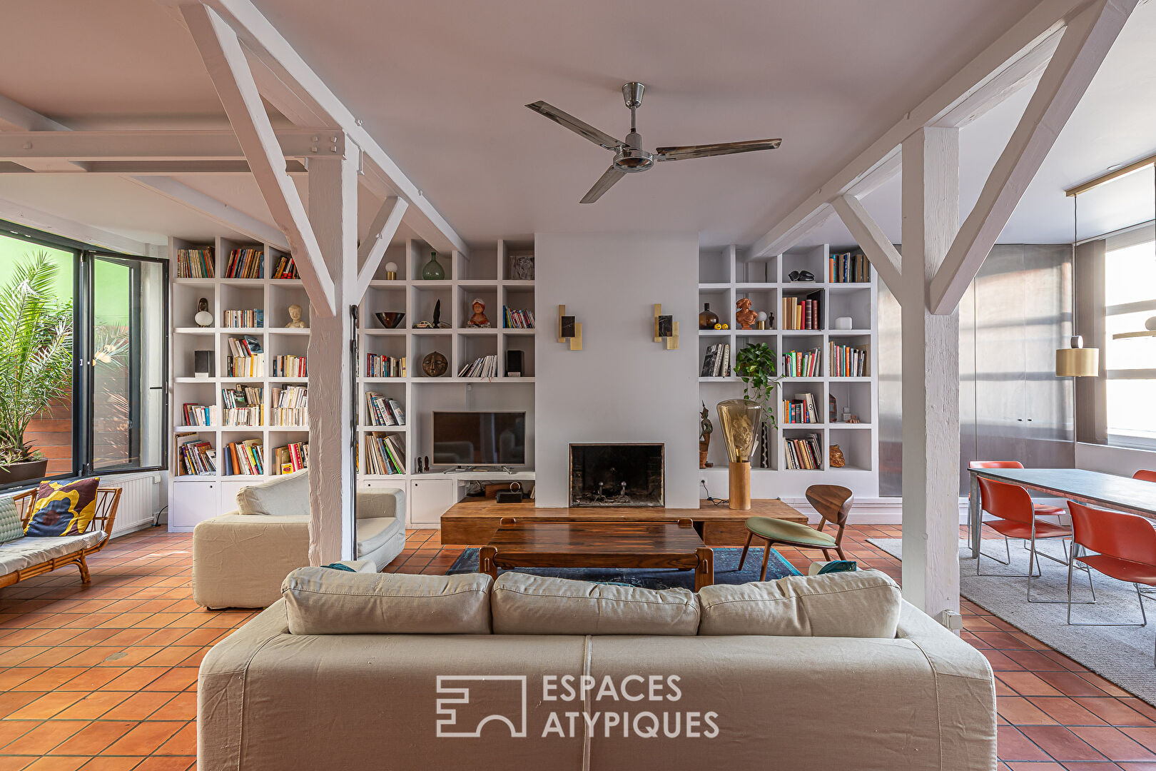 Loft with private courtyard in a former printing house