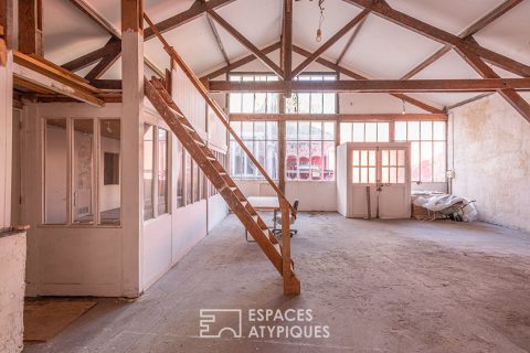 Loft to reinvent in a former distillery