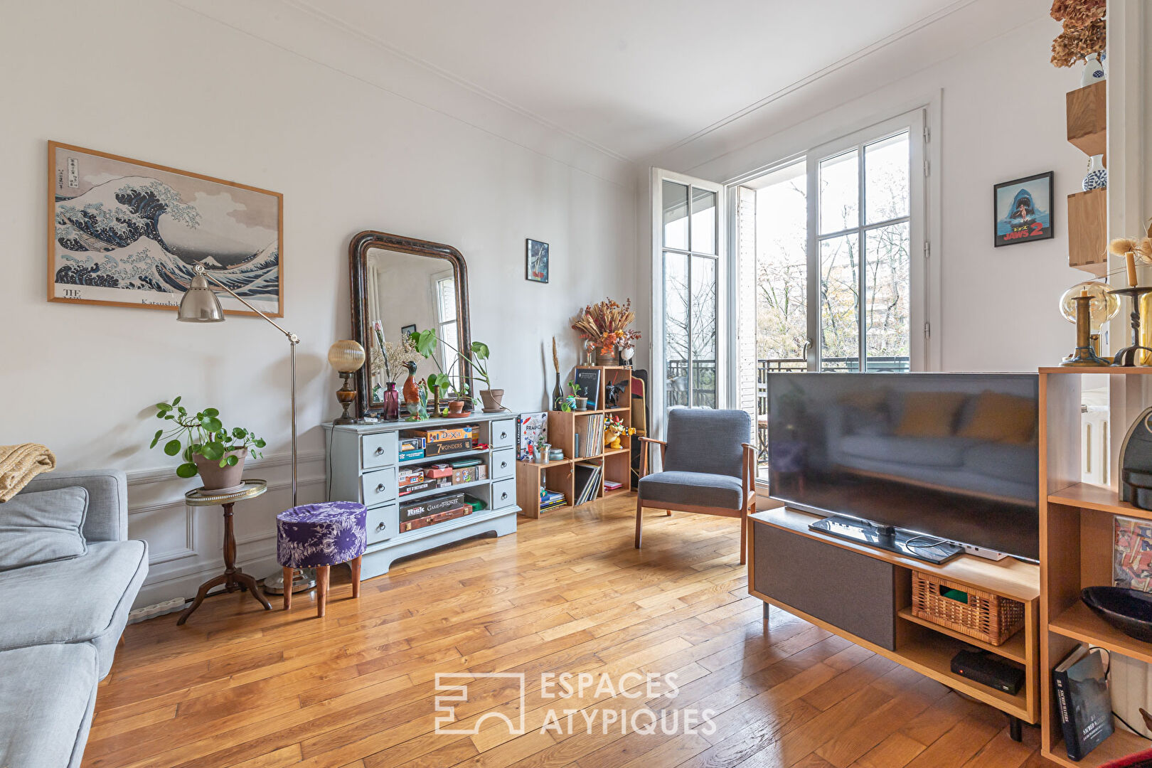 Apartment with balcony