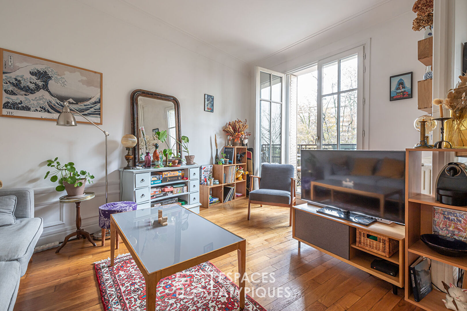 Apartment with balcony