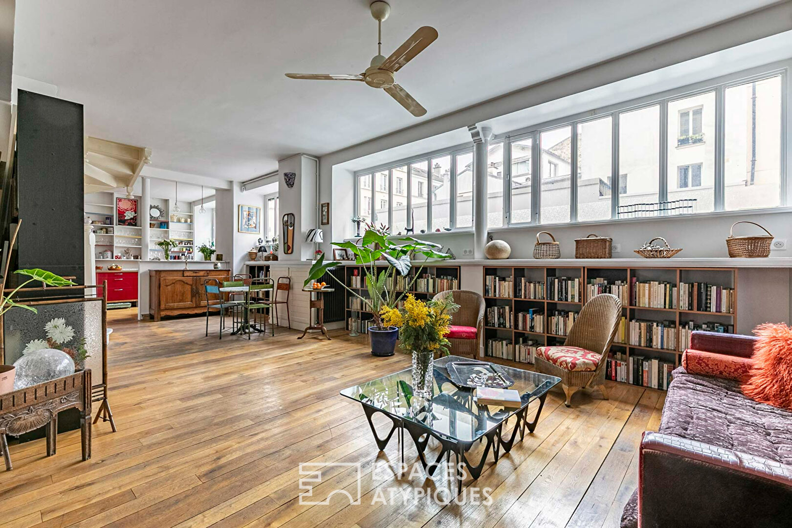 Loft traversant dans un ancien atelier de mosaïste