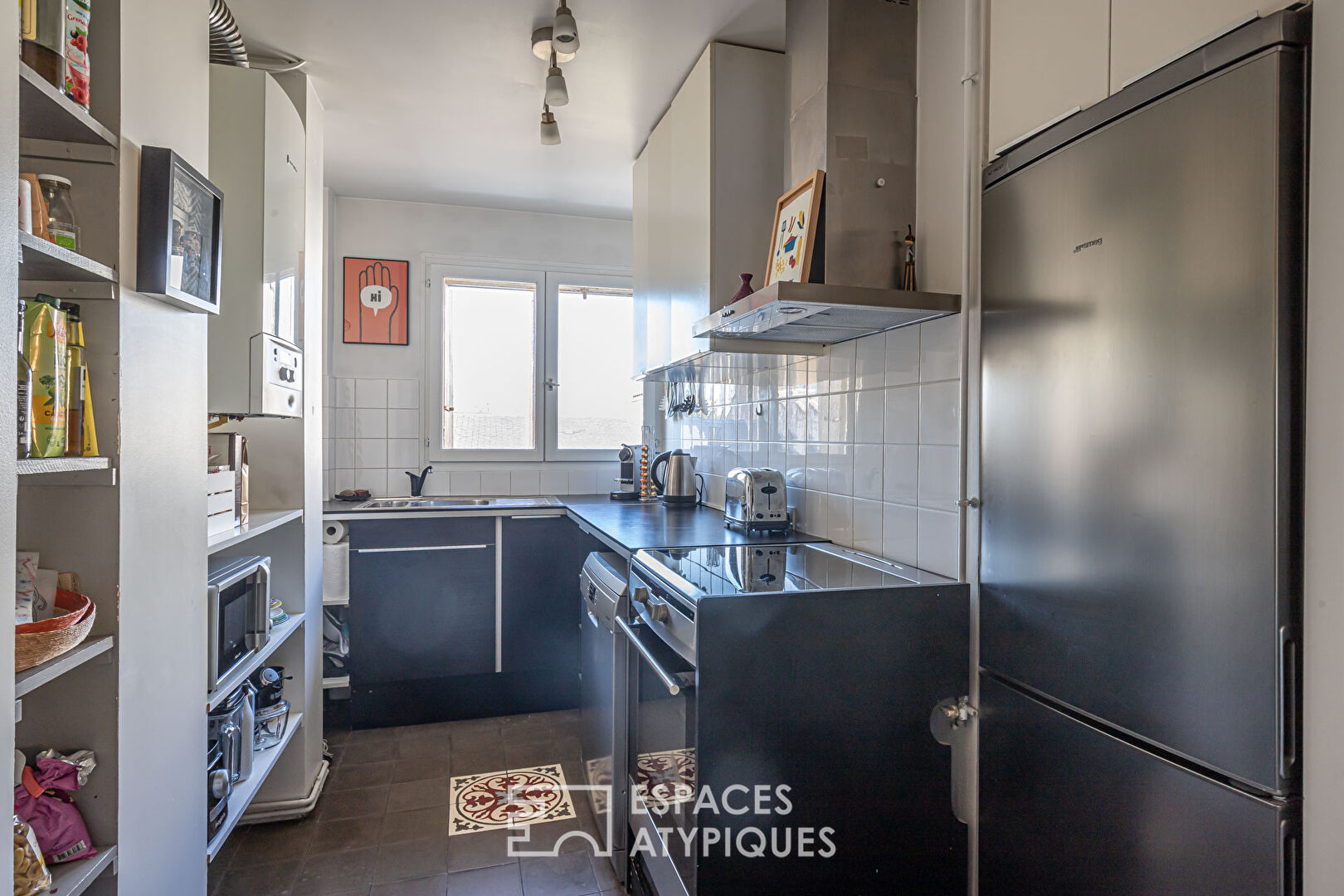 Duplex crossing on the top floor