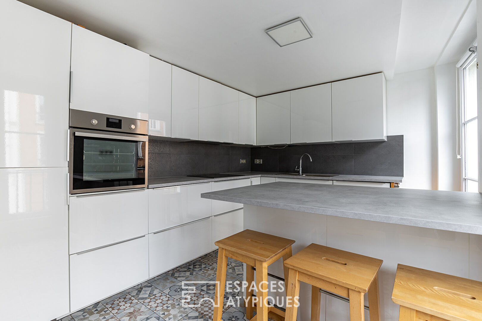 Appartement traversant dans un ancien couvent