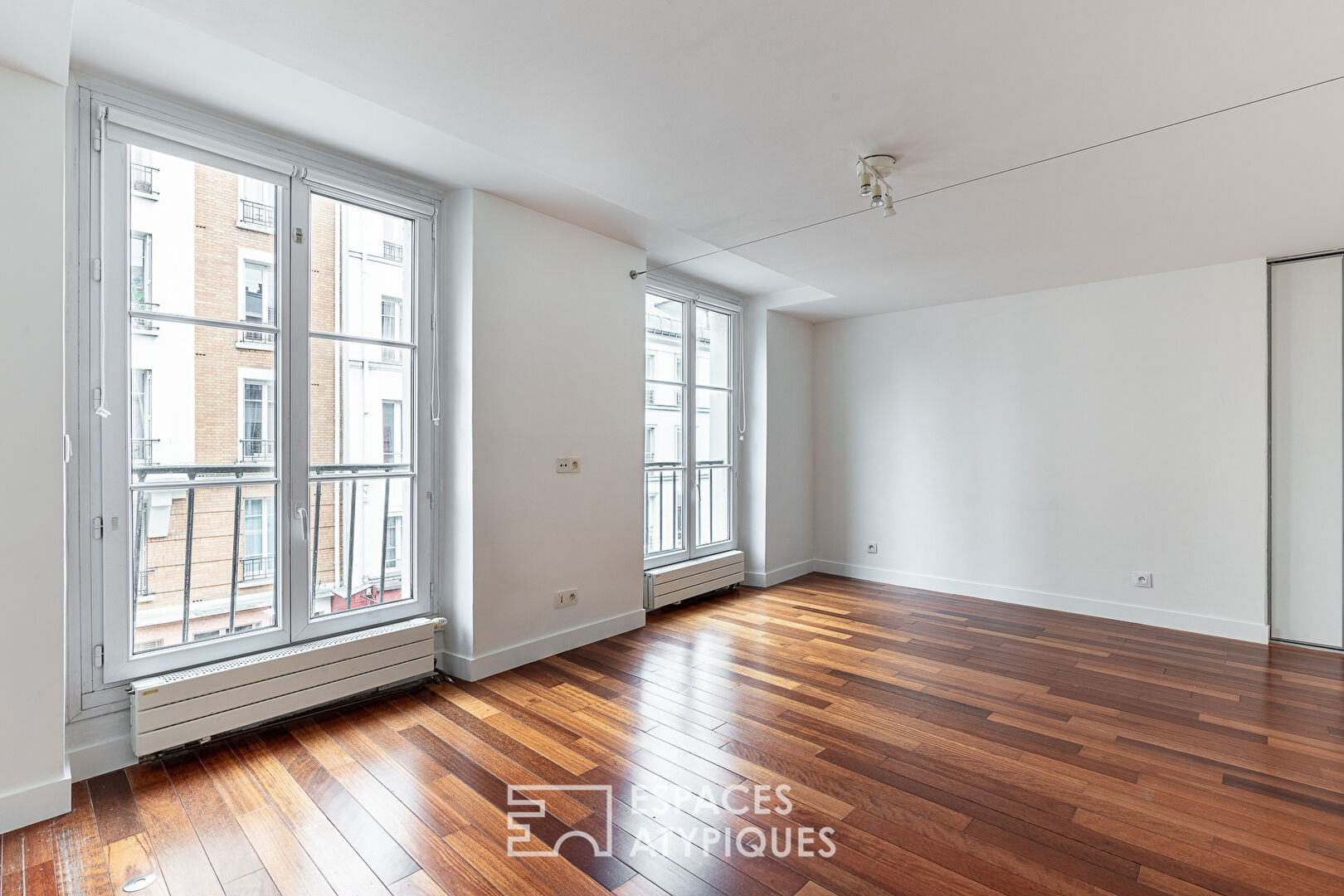 Appartement traversant dans un ancien couvent