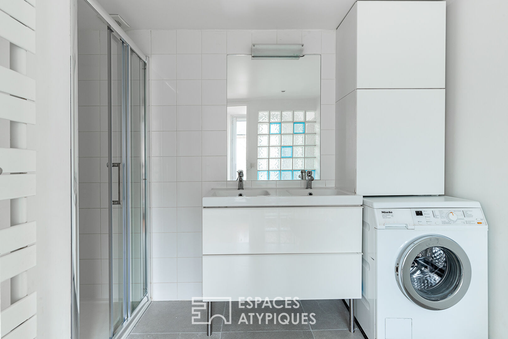 Appartement traversant dans un ancien couvent