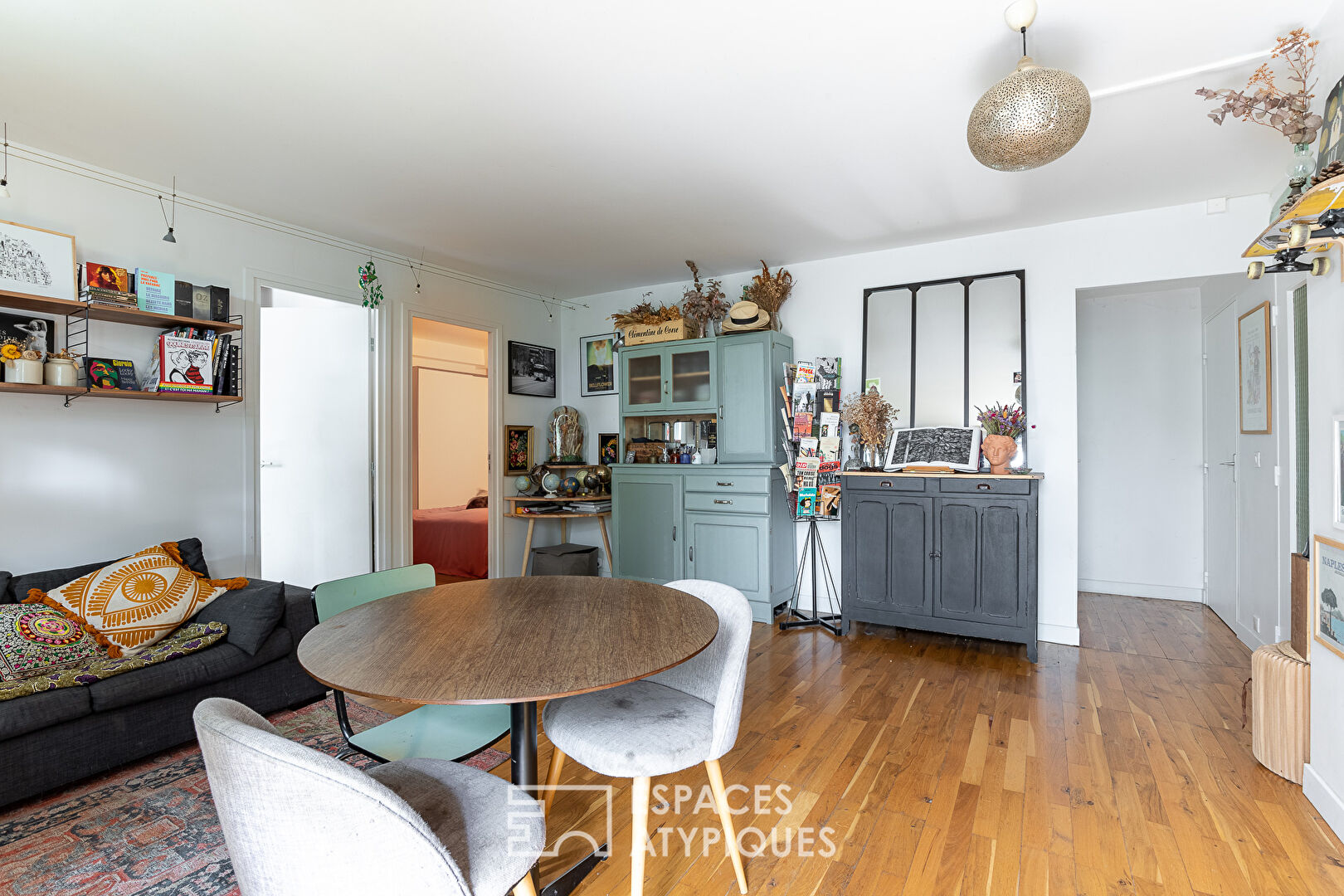 Appartement contemporain avec terrasse et jardin