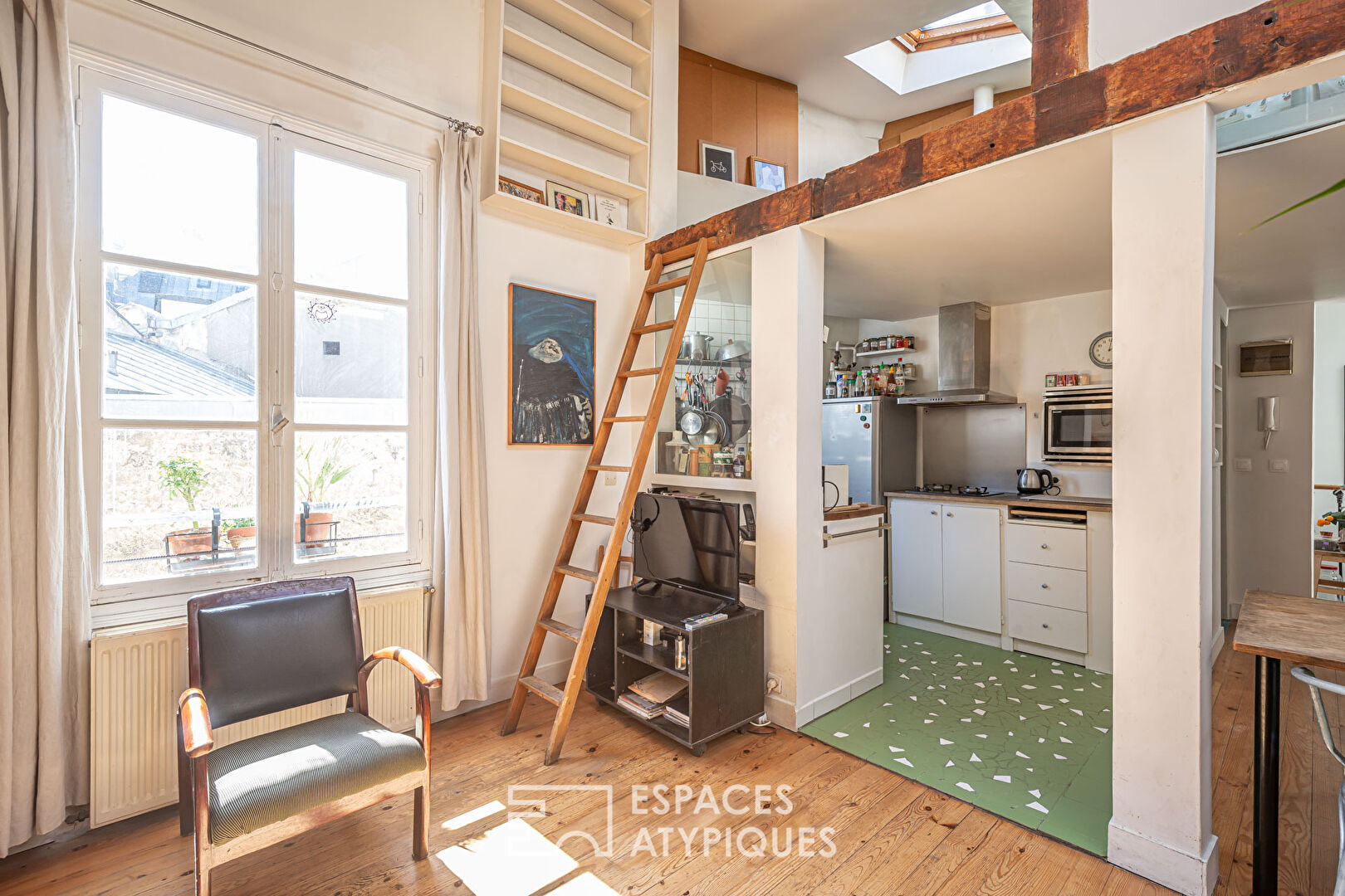 Home-style apartment
