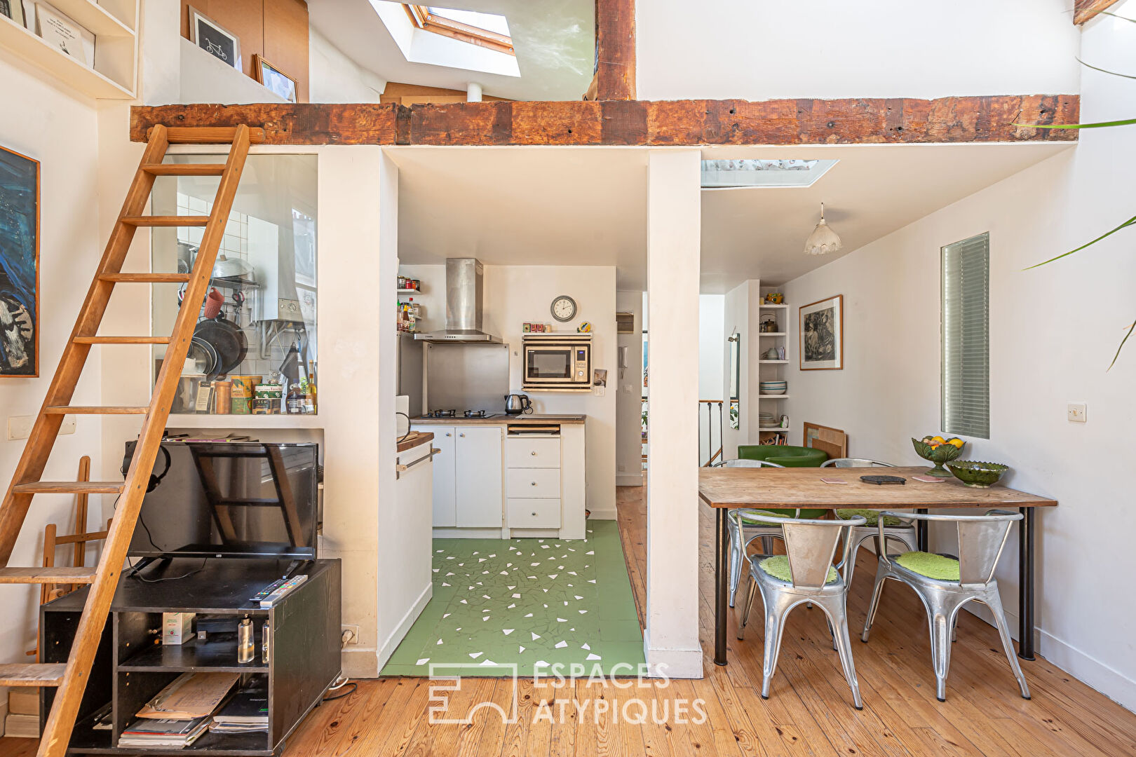 Home-style apartment