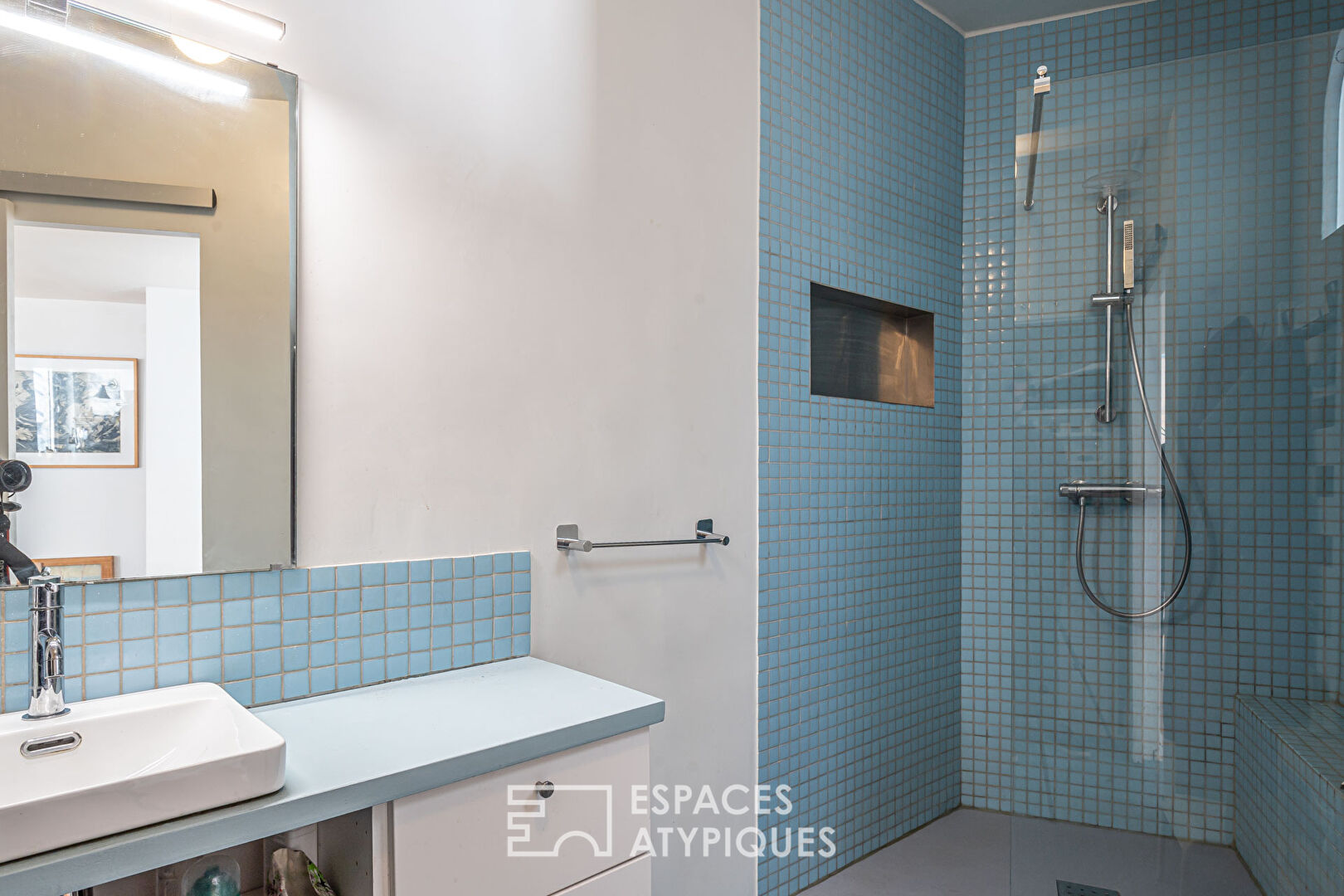 Home-style apartment