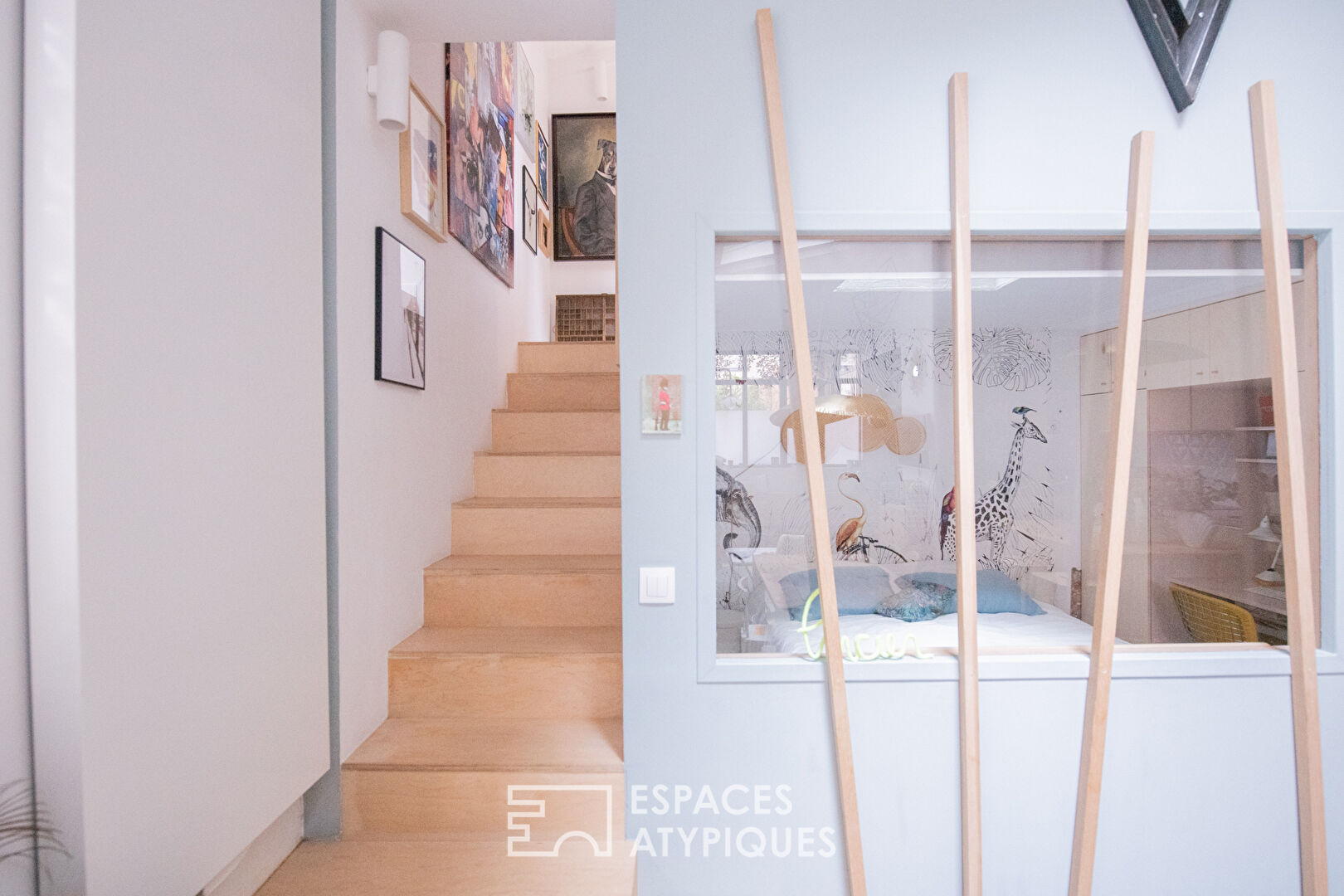 Duplex contemporain à l’esprit maison réinventé par architecte