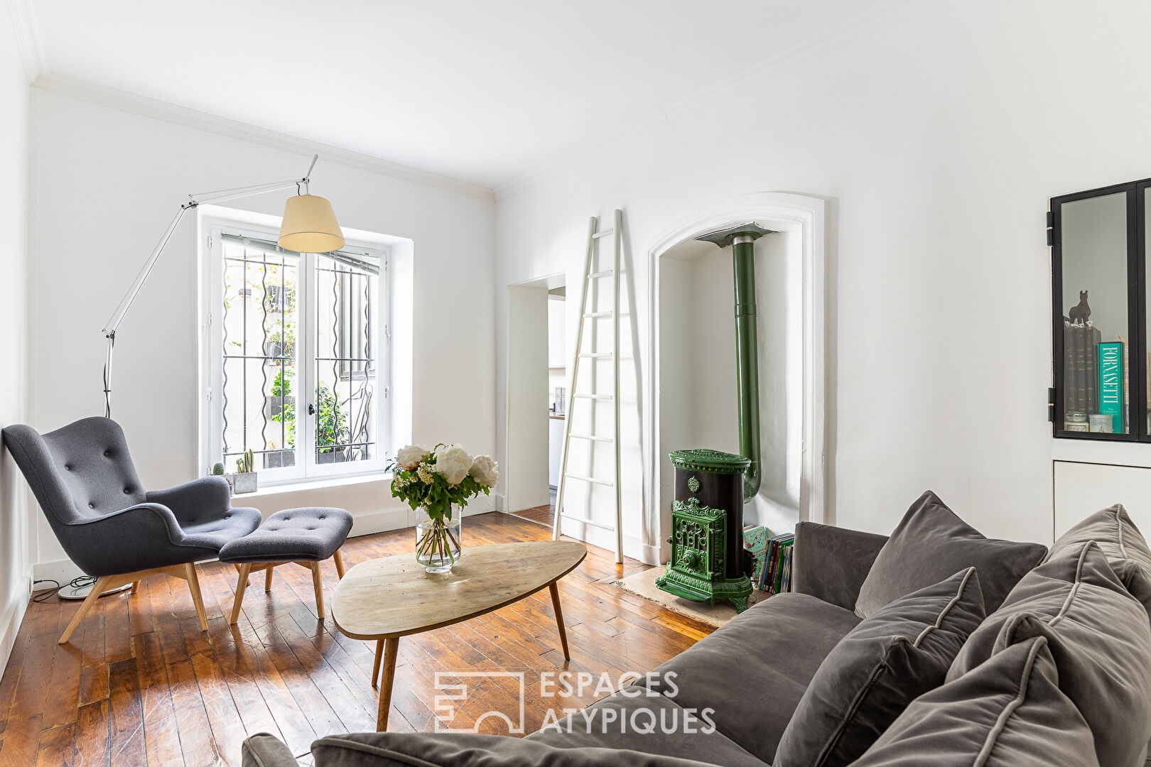 Renovated loft on courtyard