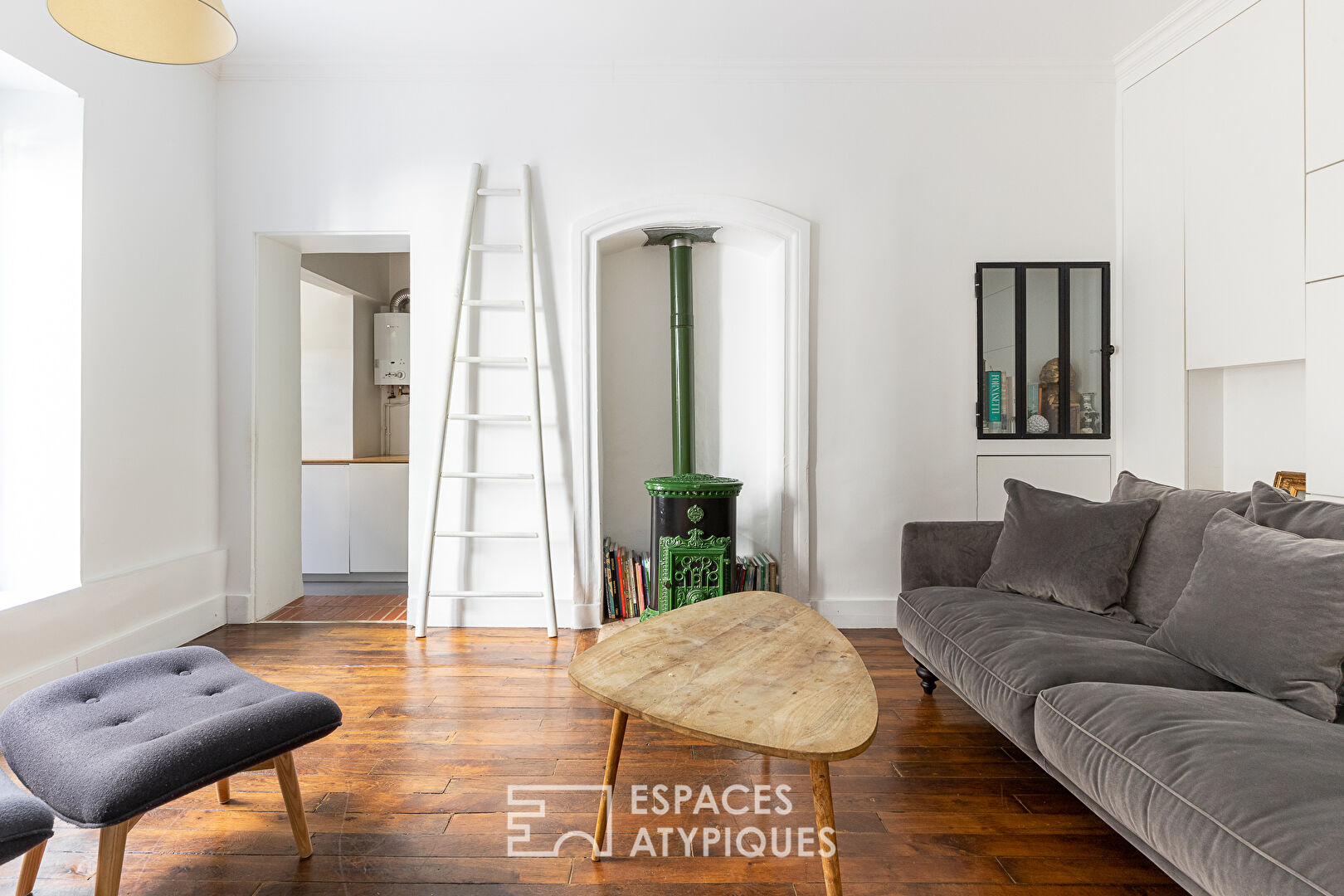 Loft rénové sur cour