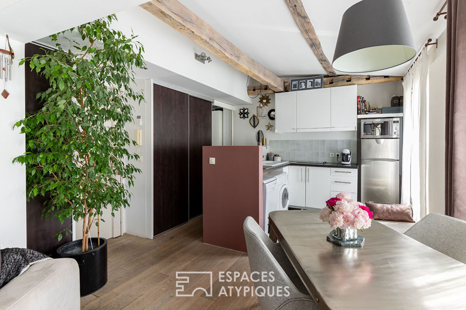 Open-plan apartment in a former post house