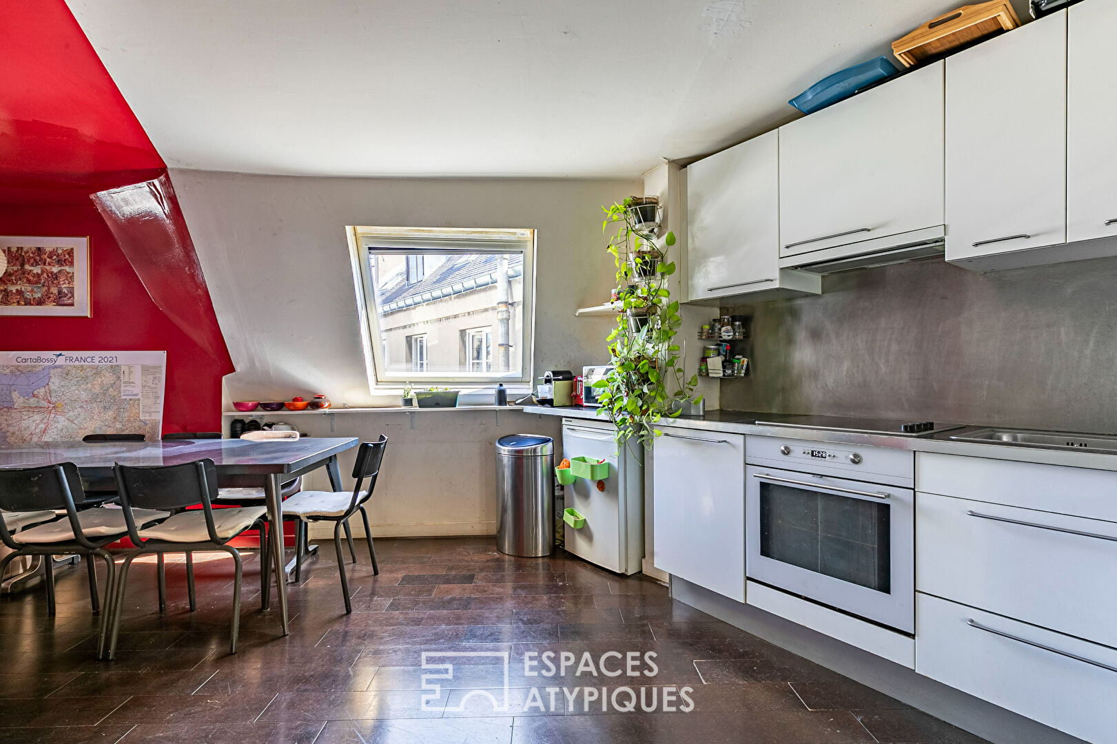 Duplex dernier étage avec ascenseur et son extérieur