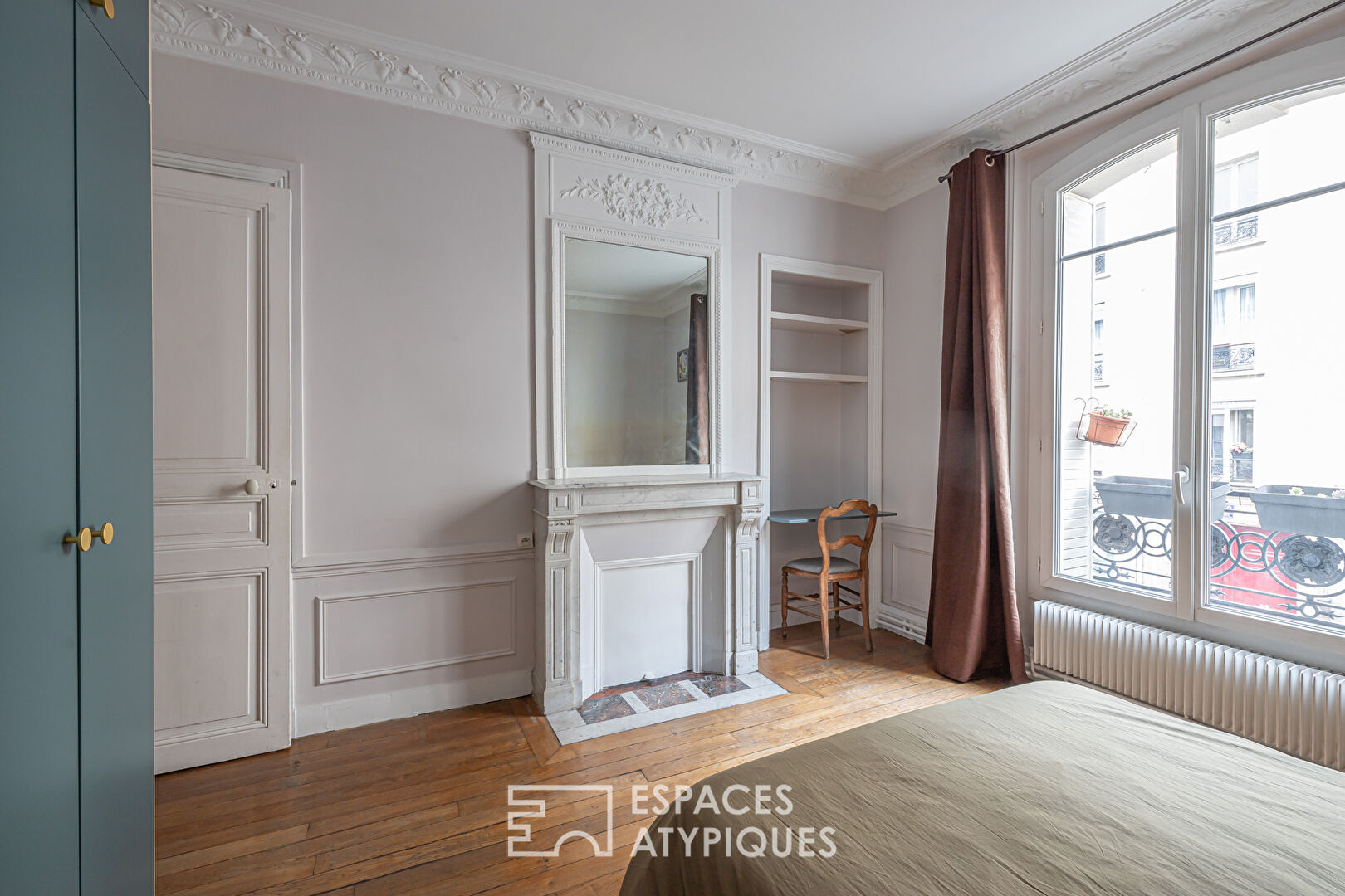 Contemporary Haussmannian apartment