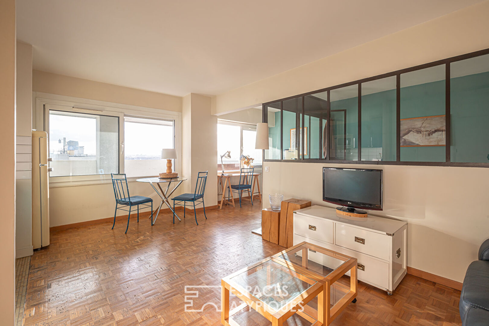 Apartment with terrace and panoramic view