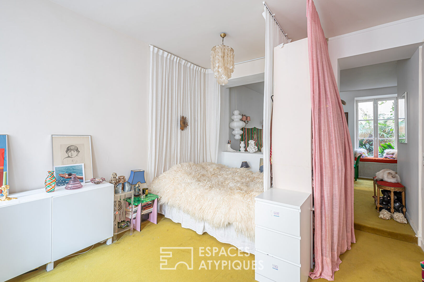 Appartement esprit maison avec cour privative