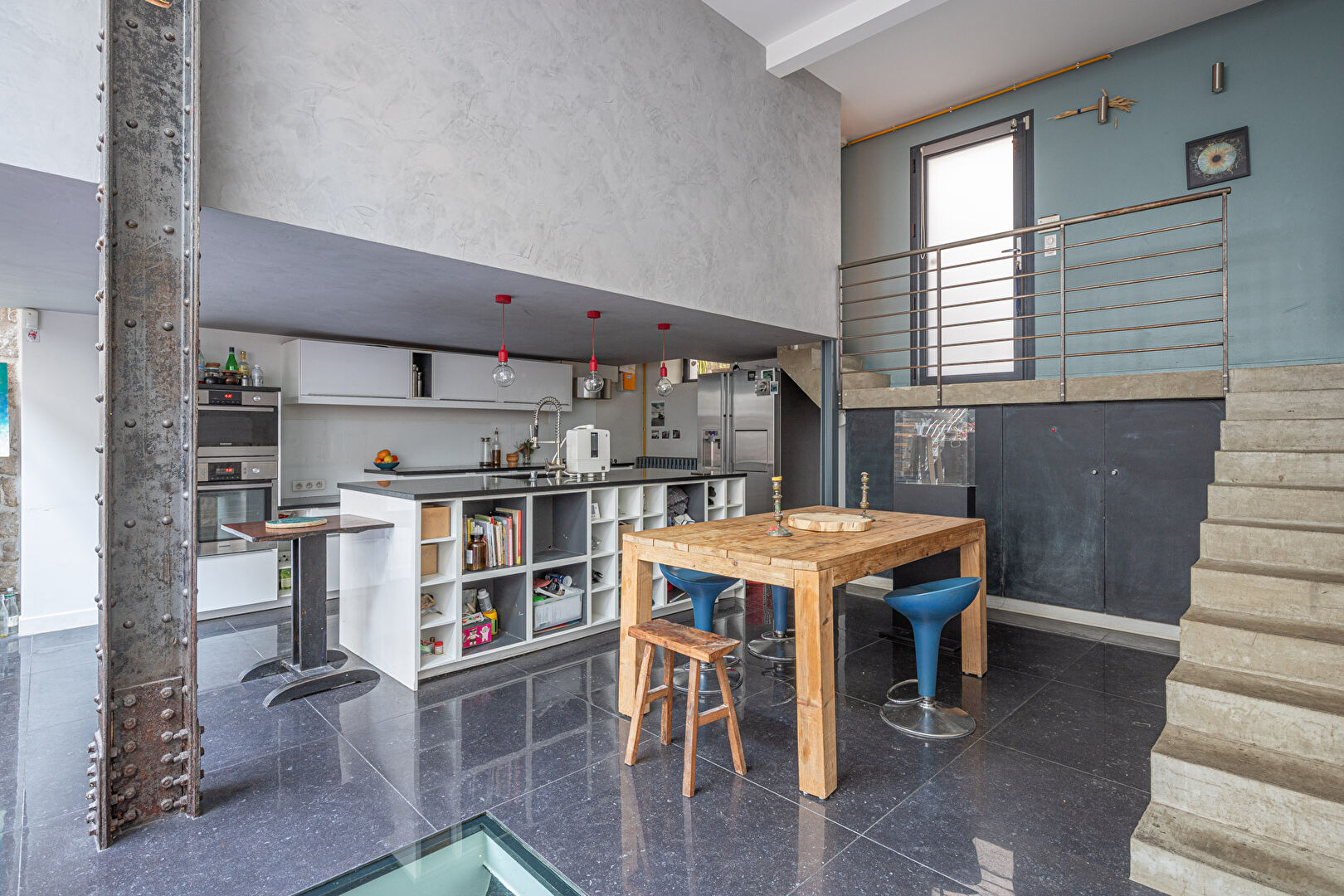 Photo inspiration: Picture Idea: For Sale Industrial Loft With Courtyard At Paris 182 Sqm