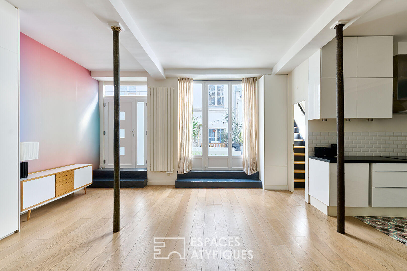 Renovated duplex with shared terrace